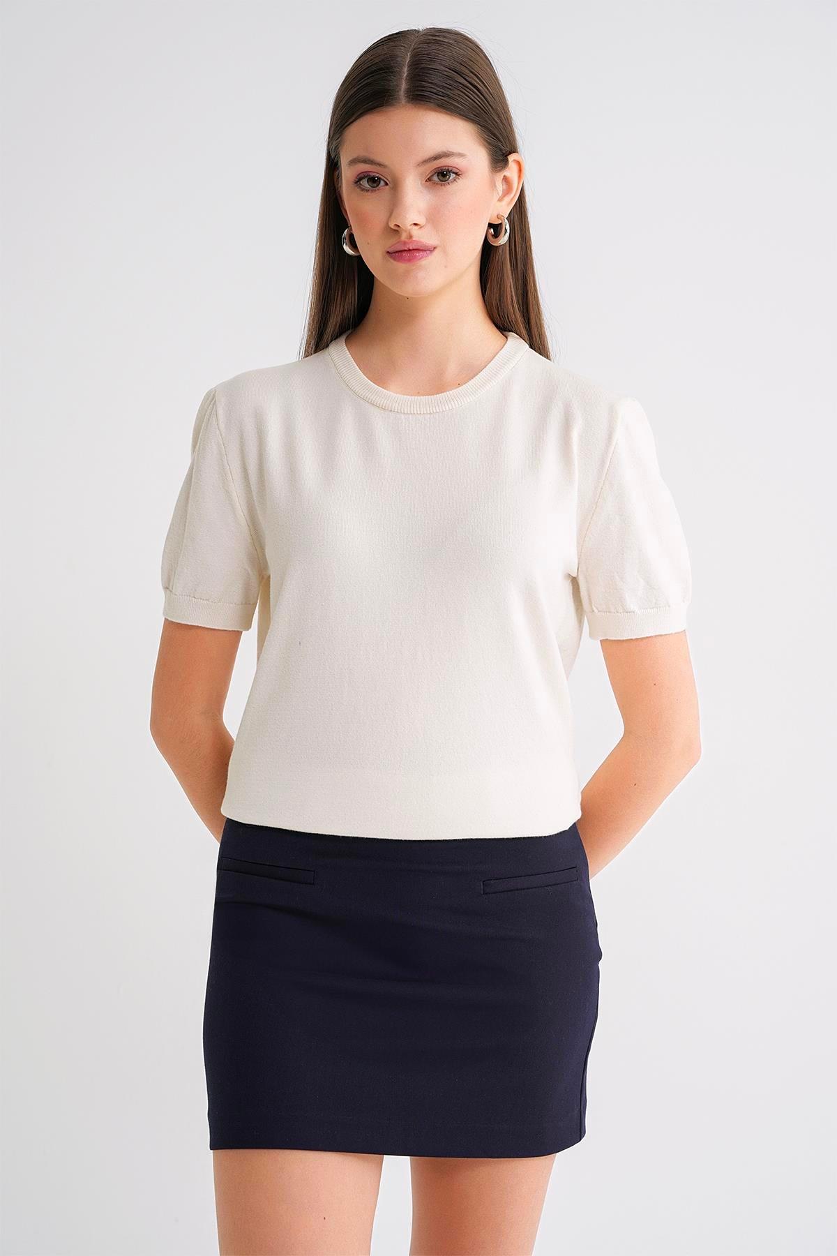6935-kadin-basic-triko-kisa-kollu-kaza-4-c6a6.jpg