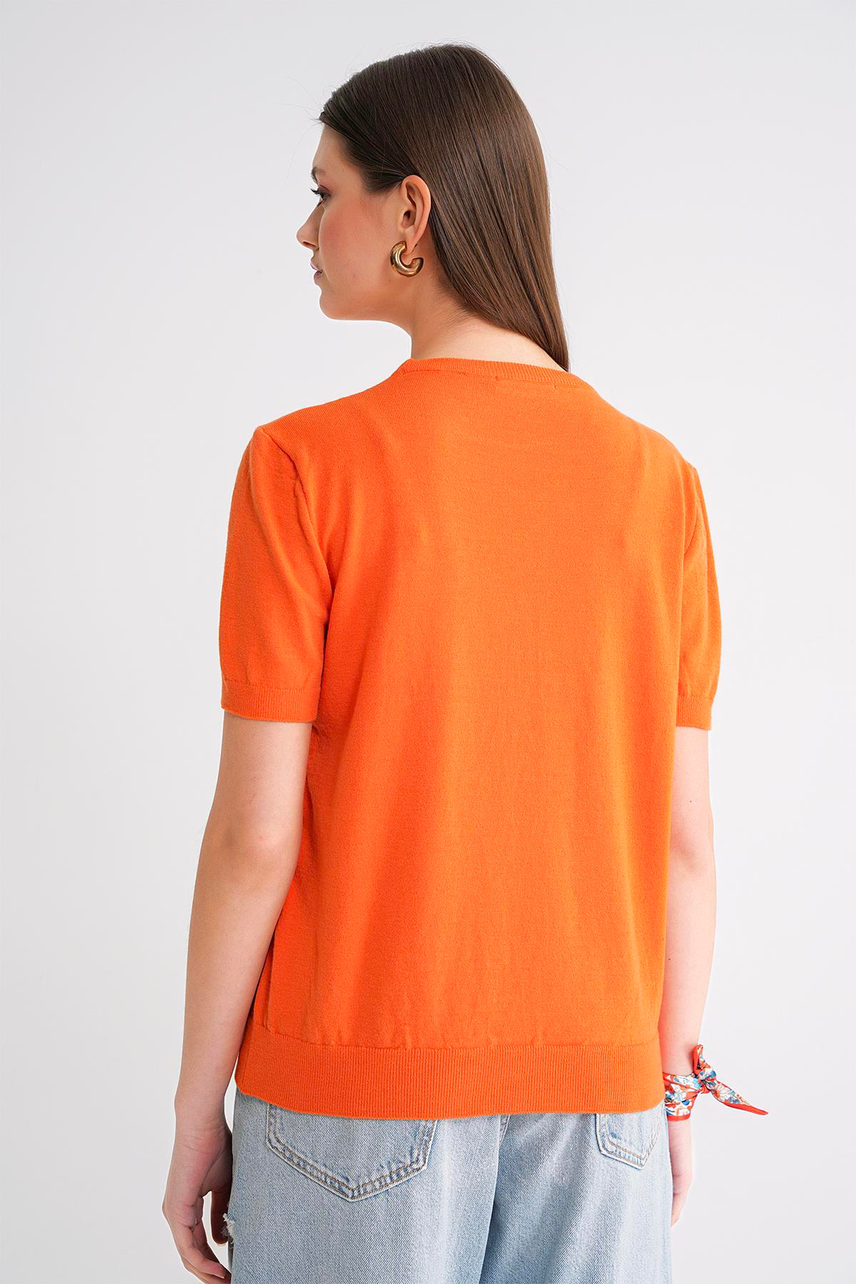 6935-kadin-basic-triko-kisa-kollu-kaza-5f-89d.jpg