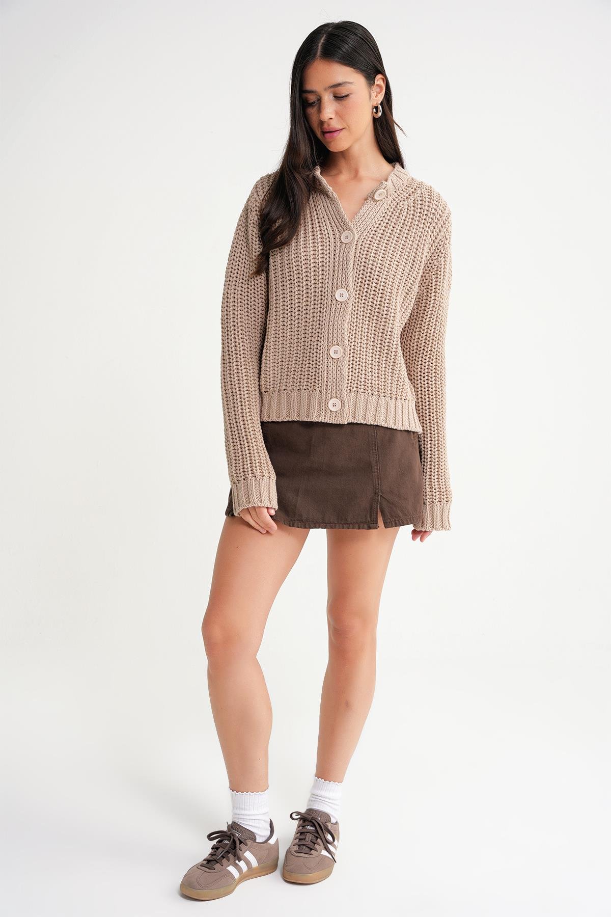 6936 Kadın Selanik Düğmeli Regular Fit Triko Hırka Camel