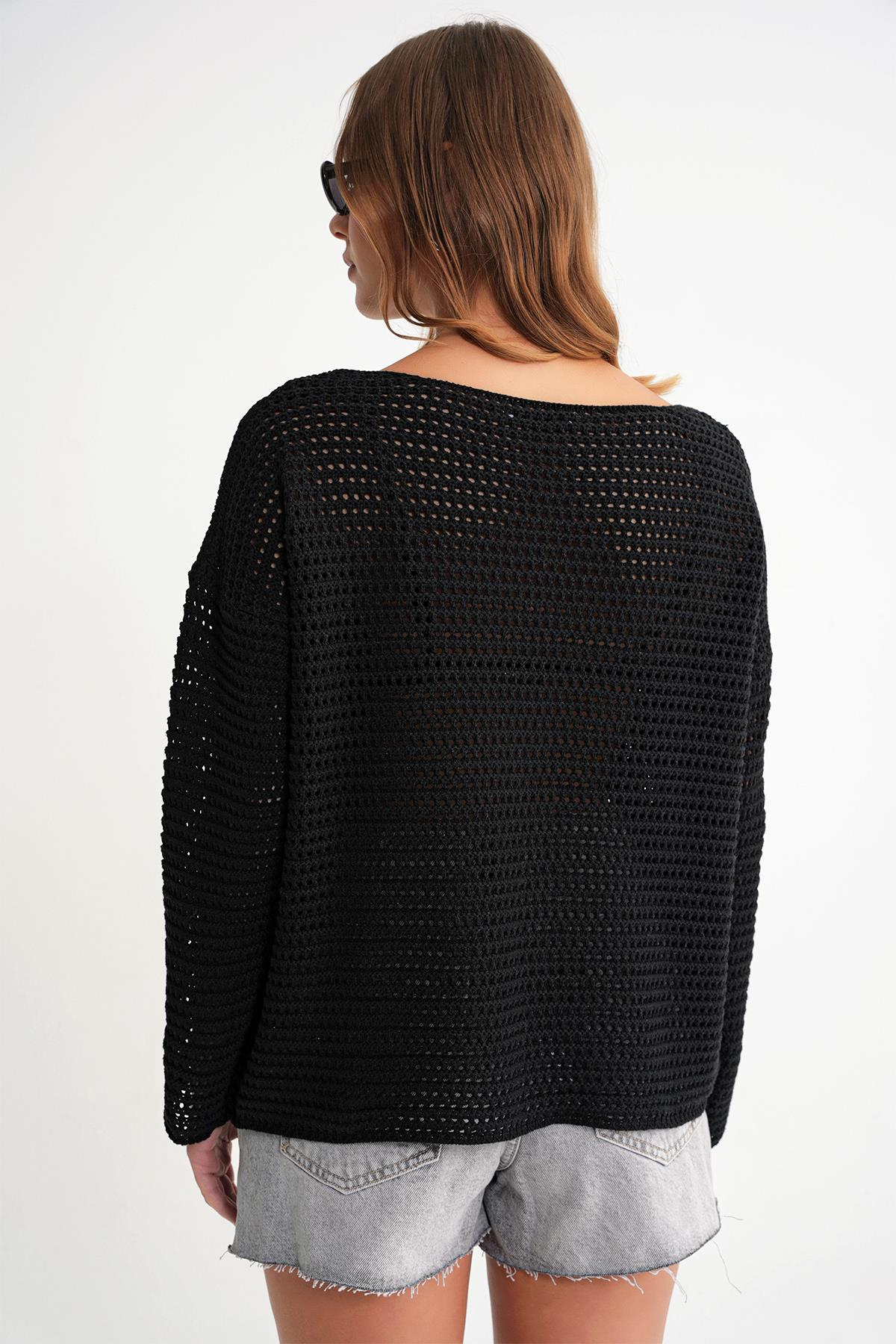 6942 Kadın Kayık Yaka  Mevsimlik  Ajurlu Kazak Siyah