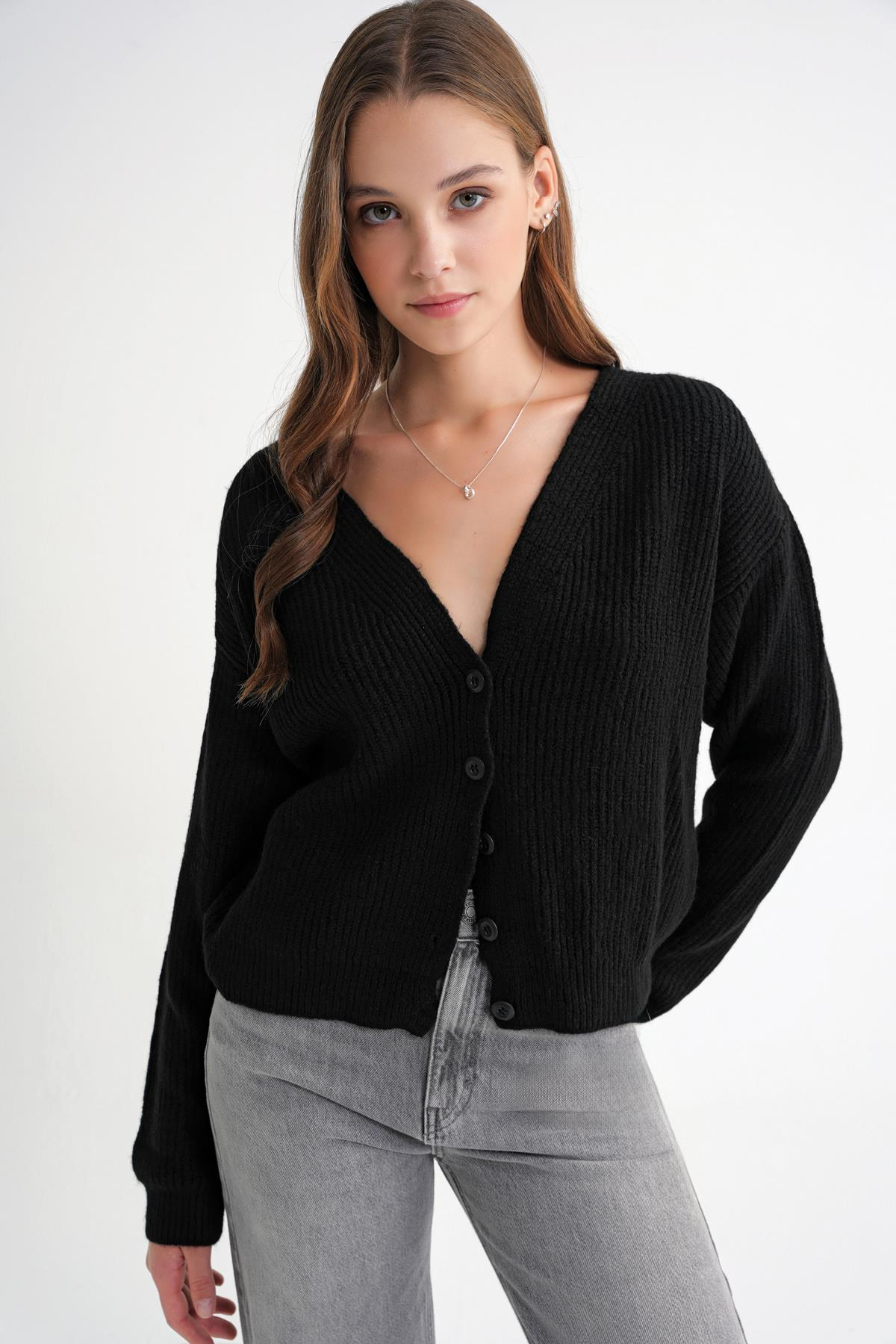 6943 Kadın V Yaka Selanik Hırka Siyah