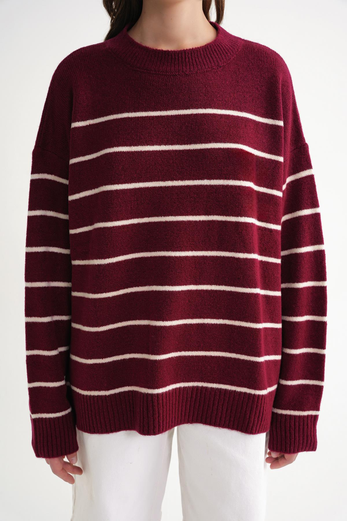 6944 Kadın Salaş Yumuşak Dokulu Çizgili Triko Kazak Bordo