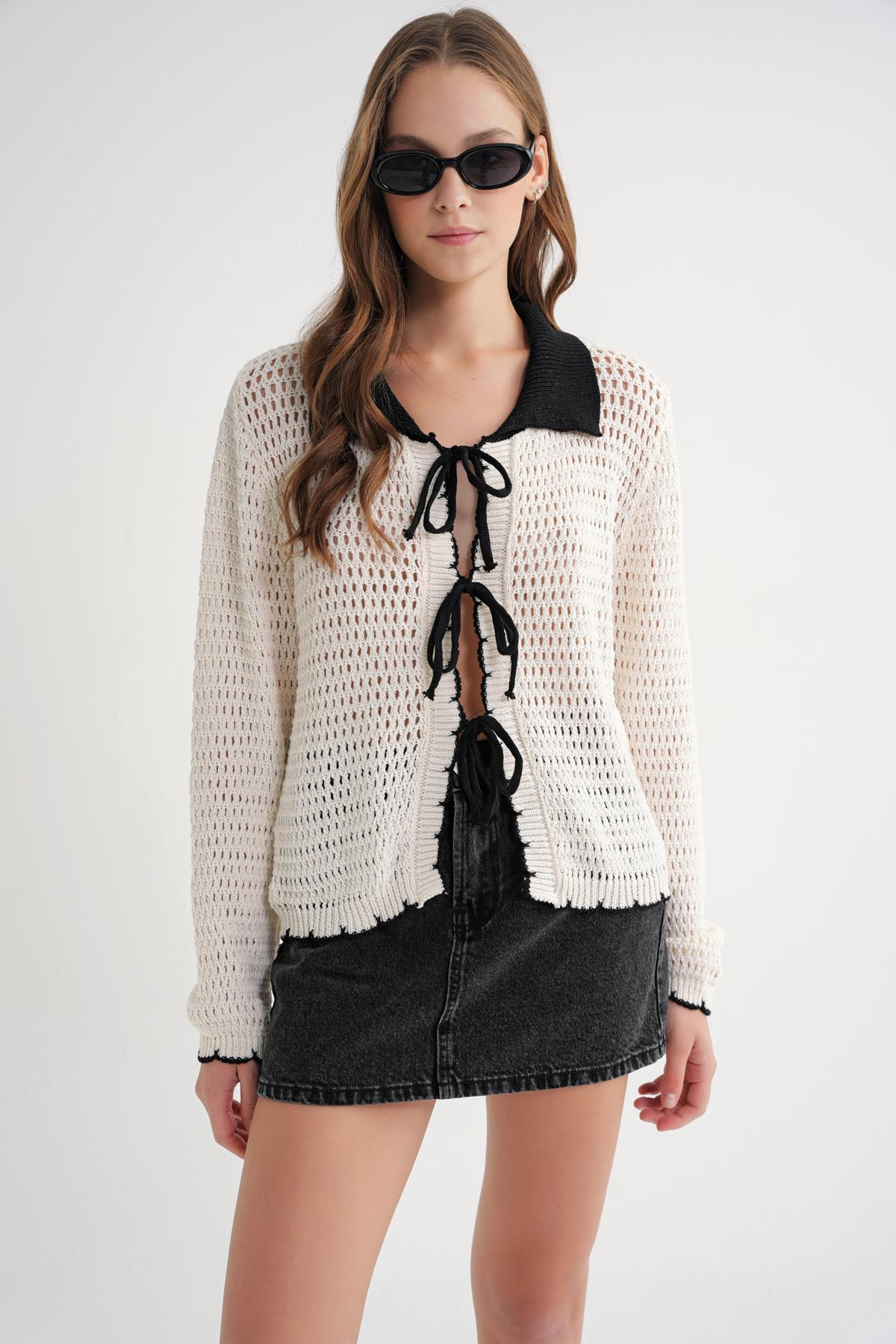 6945 Kadın Ajurlu Bağlamalı Triko Hırka Naturel