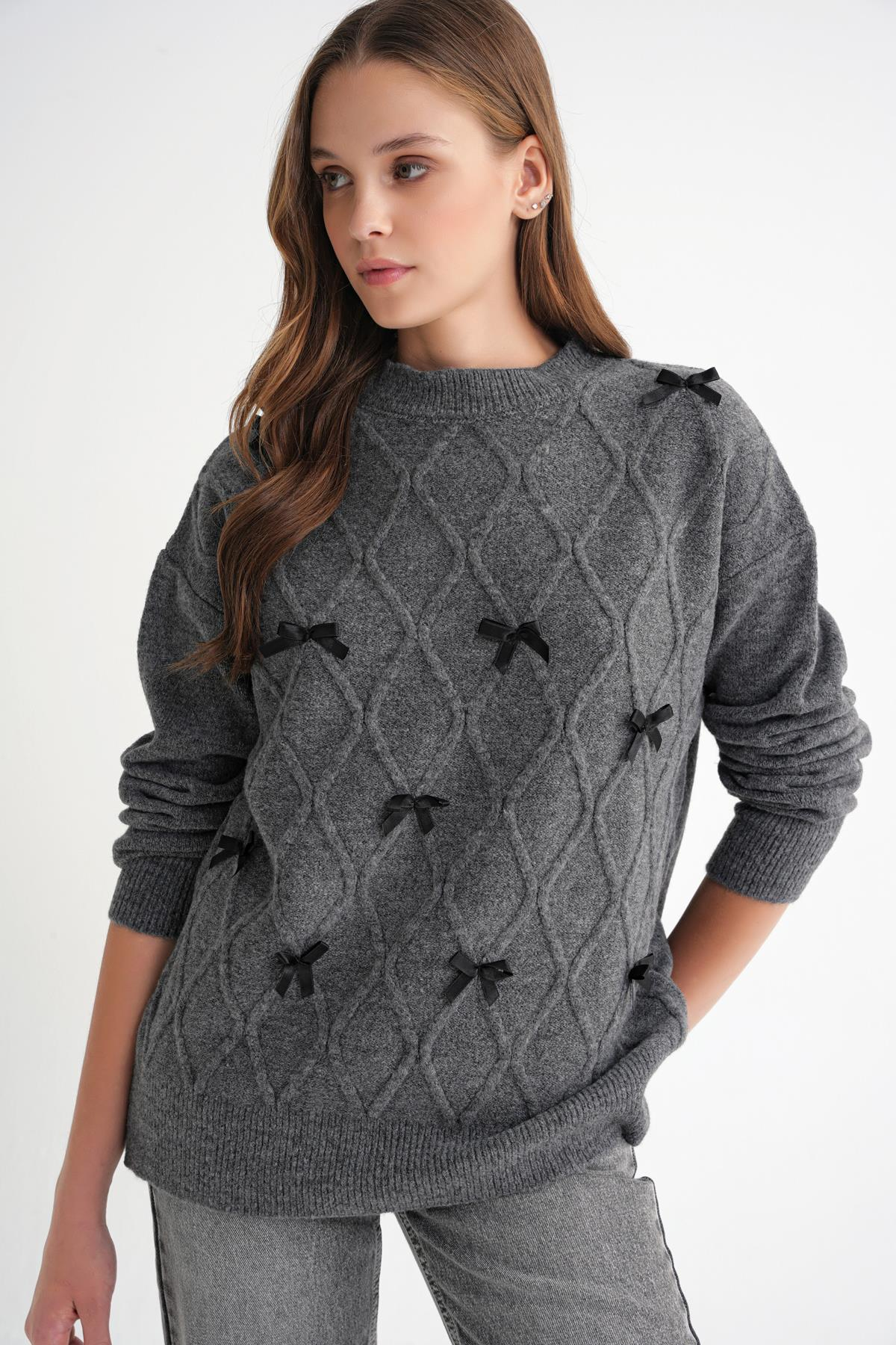 6946 Kadın Oversize Bisiklet Yaka Kurdeleli Triko Kazak Antrasit