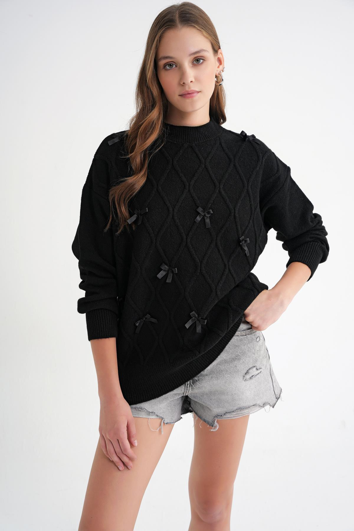 6946 Kadın Oversize Bisiklet Yaka Kurdeleli Triko Kazak Siyah