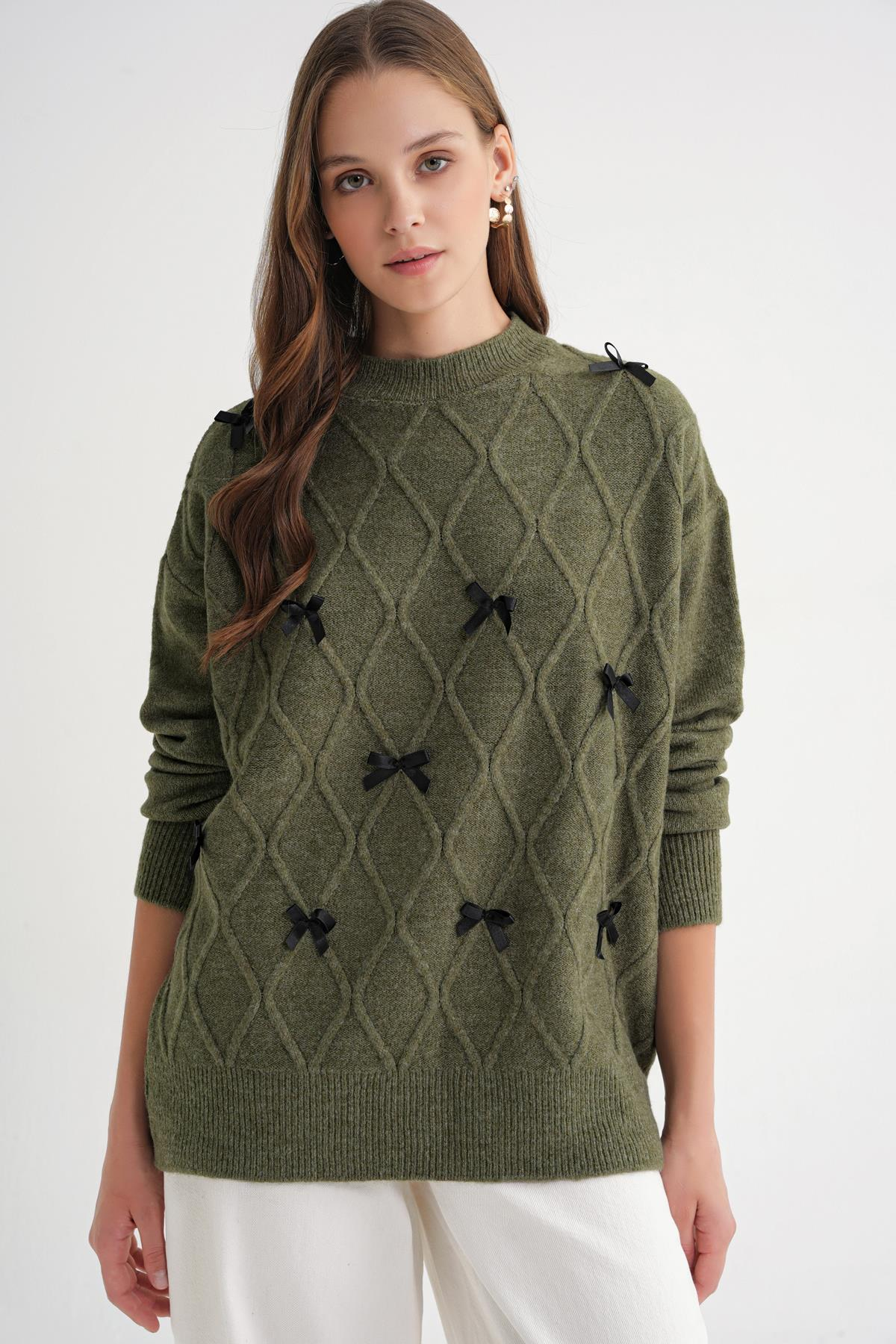 6946 Kadın Oversize Bisiklet Yaka Kurdeleli Triko Kazak Haki