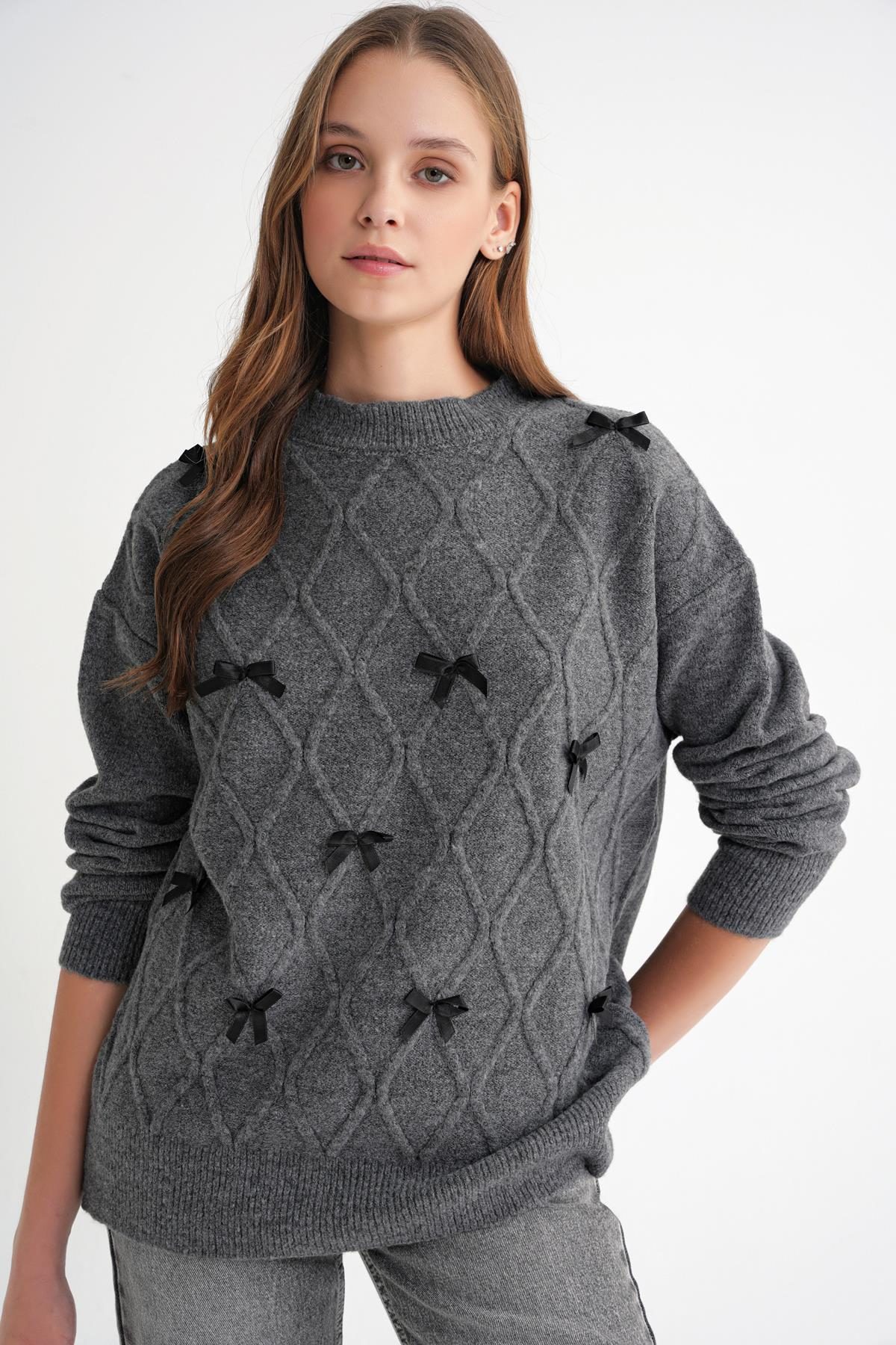 6946 Kadın Oversize Bisiklet Yaka Kurdeleli Triko Kazak Antrasit