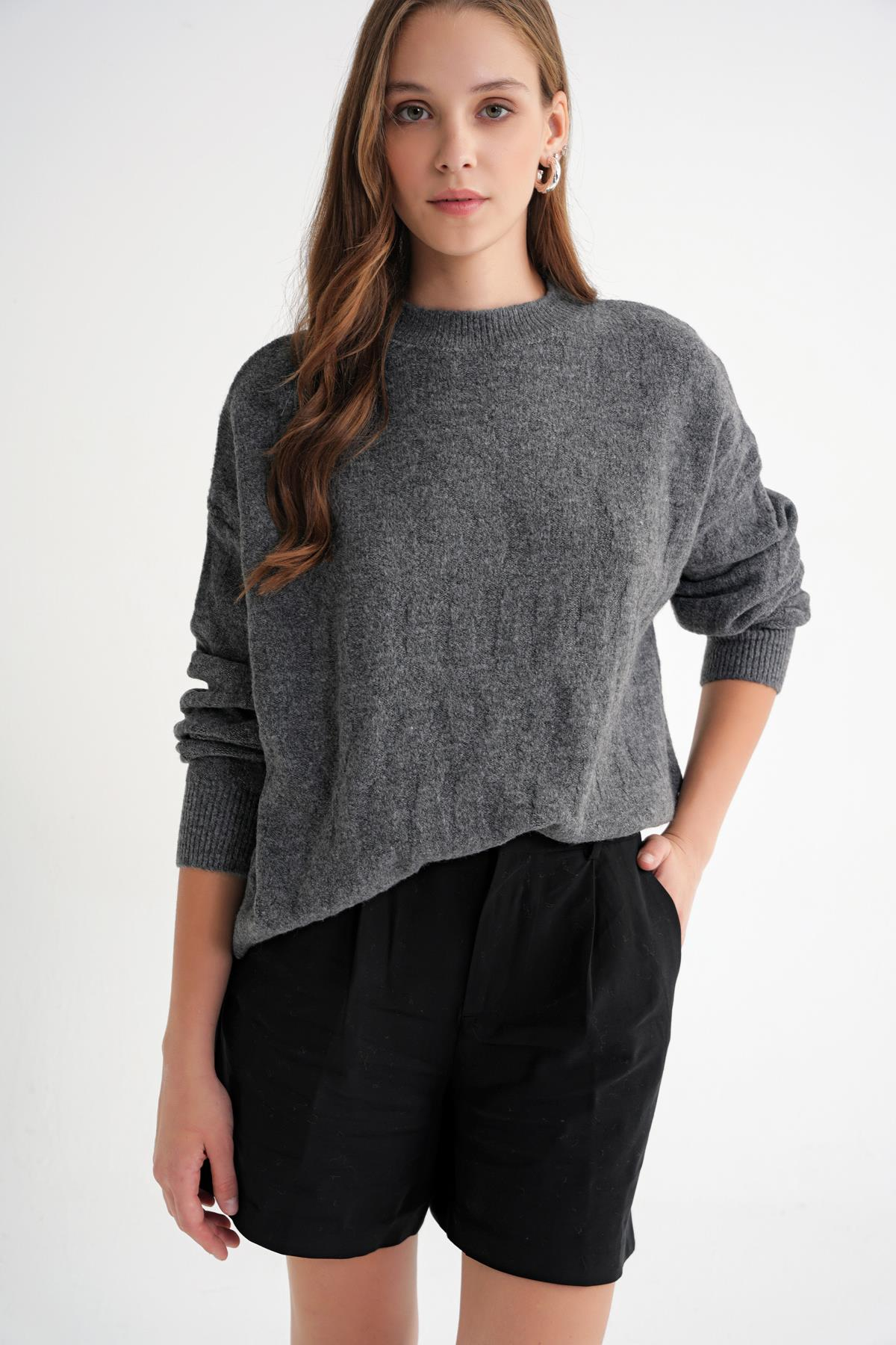 6947 Kadın Kendinden Desenli Oversize Triko Kazak Antrasit