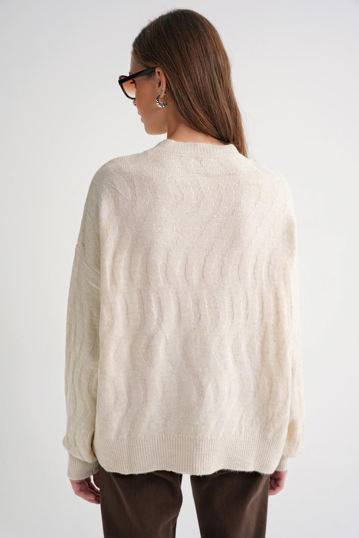 6947 Kadın Kendinden Desenli Oversize Triko Kazak Naturel