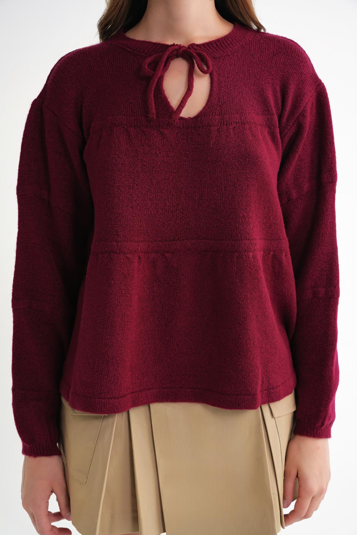 6950 Kadın Yakası Bağcıklı Pileli Triko Kazak Bordo