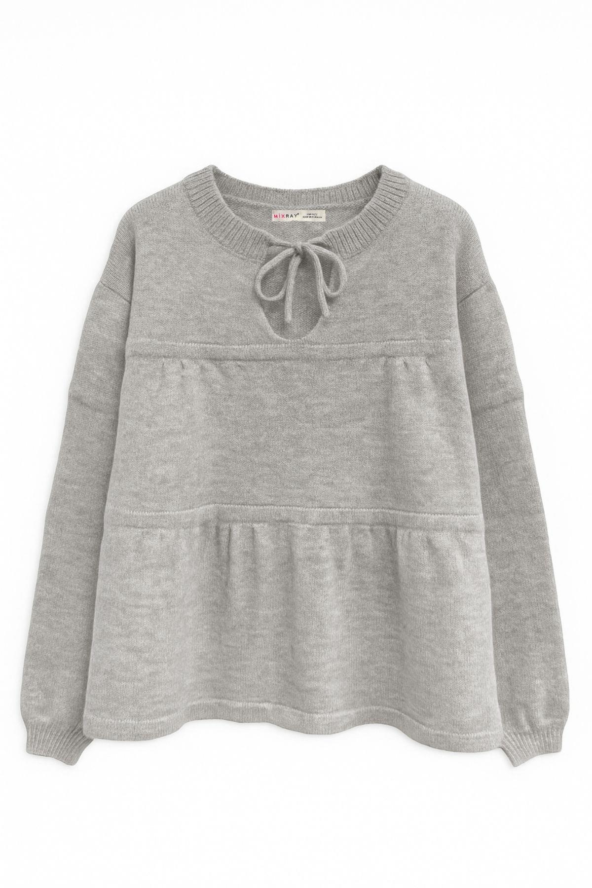 6950 Kadın Yakası Bağcıklı Pileli Triko Kazak Gri