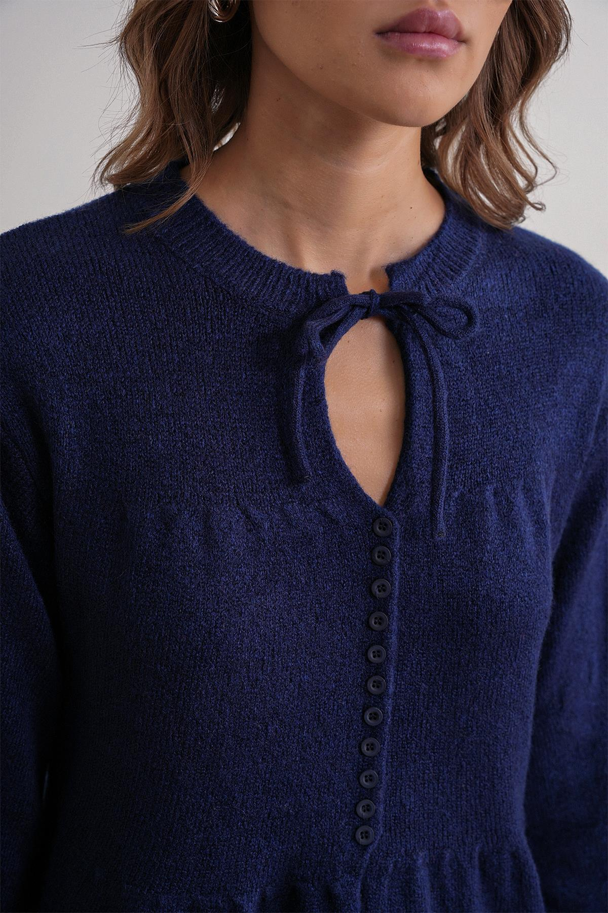 6952 Bağlamalı Detaylı Triko Kazak Lacivert