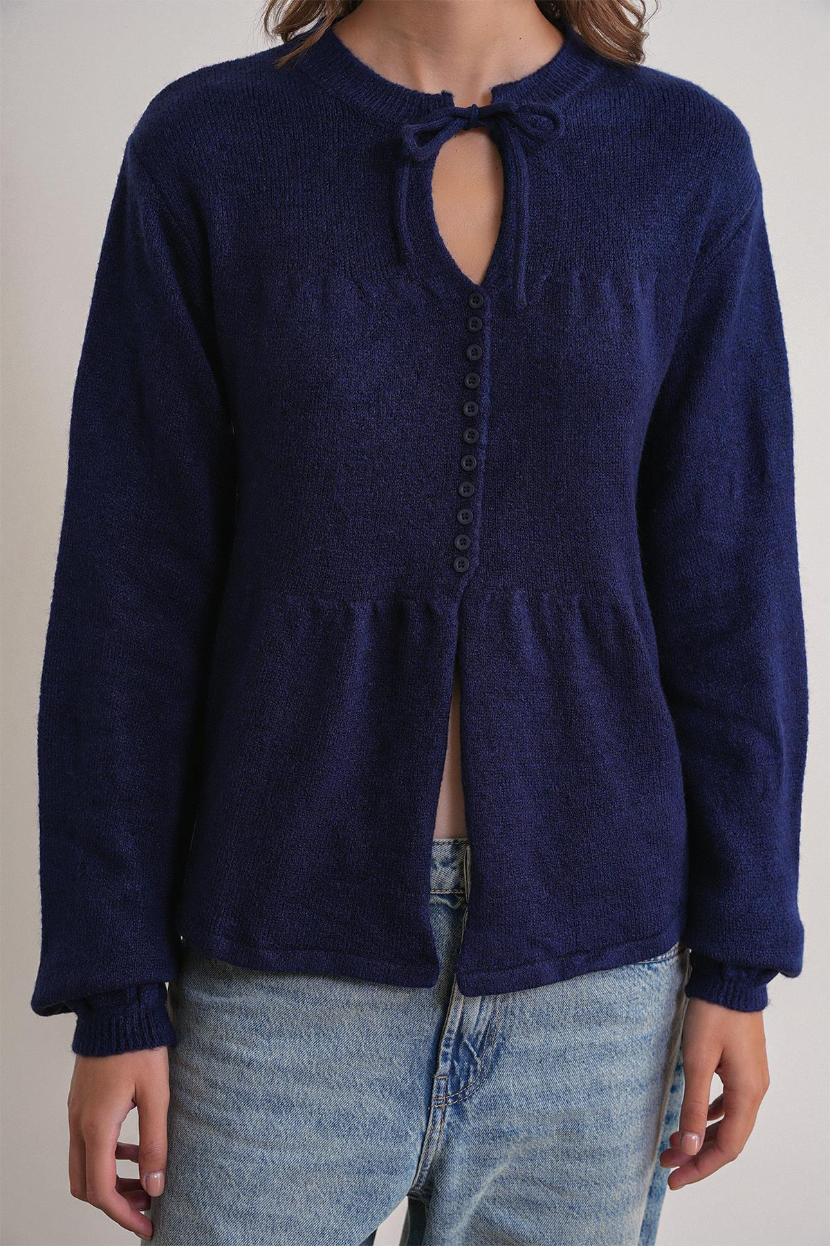 6952 Bağlamalı Detaylı Triko Kazak Lacivert