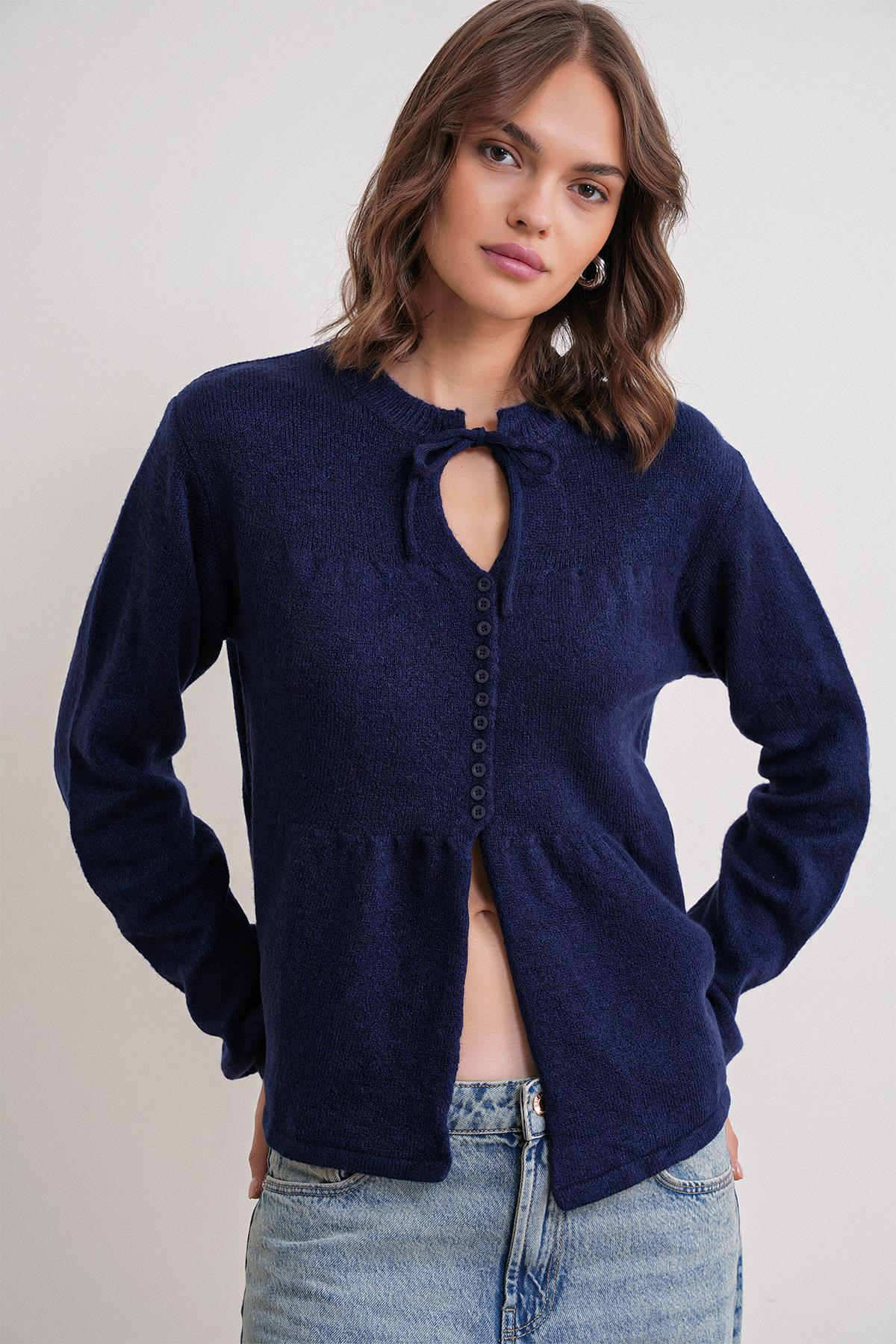 6952 Bağlamalı Detaylı Triko Kazak Lacivert