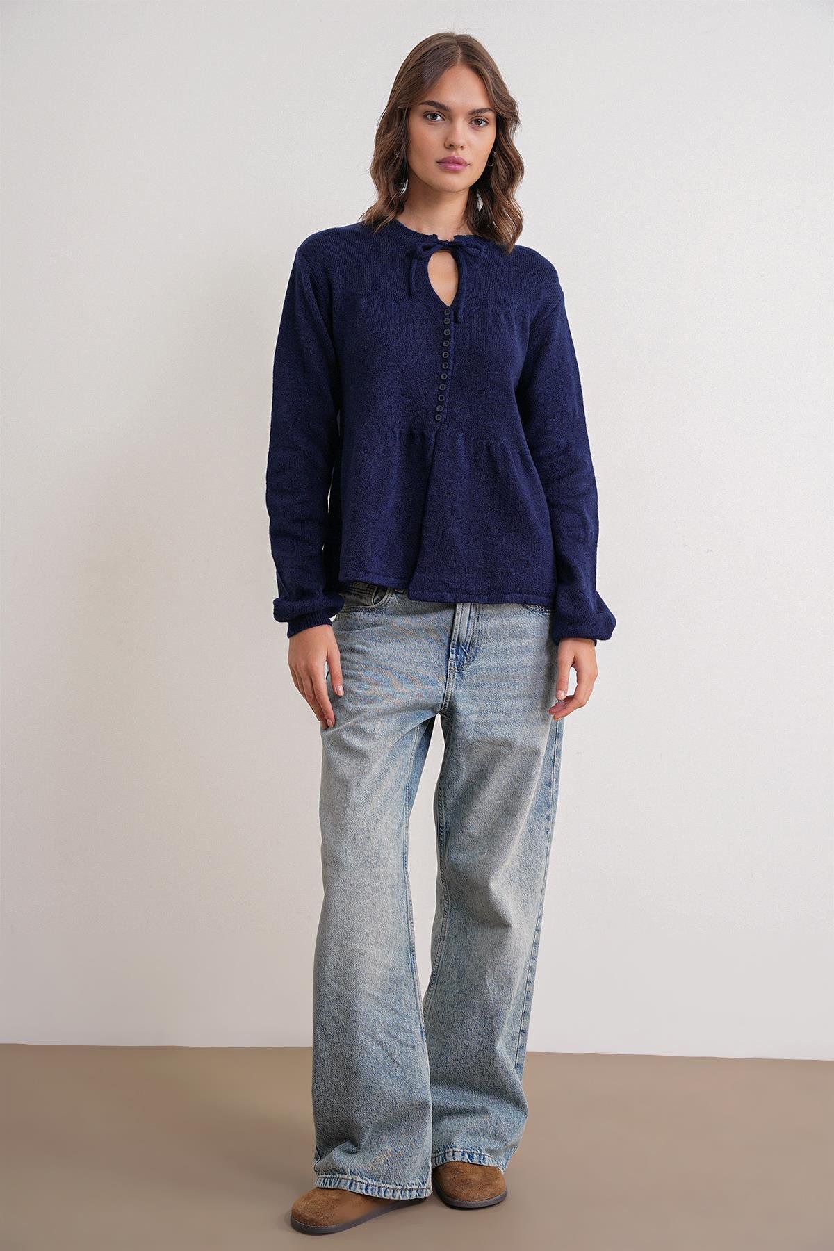 6952 Bağlamalı Detaylı Triko Kazak Lacivert