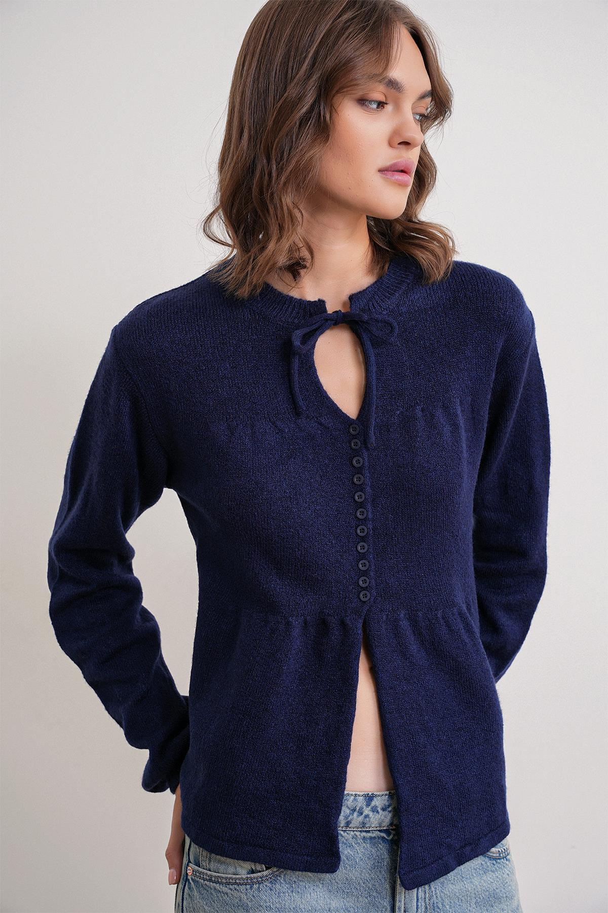 6952 Bağlamalı Detaylı Triko Kazak Lacivert