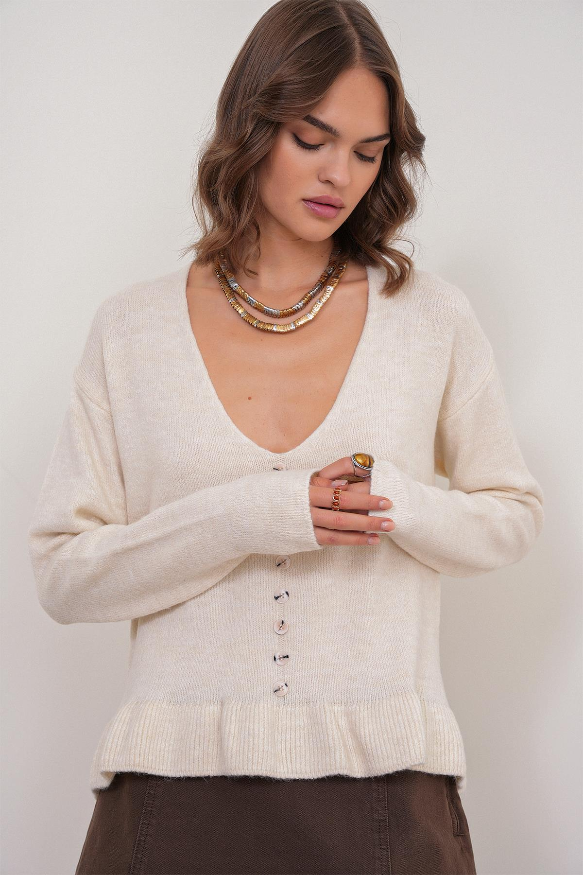 6954 Fırfır Detaylı Kazak Naturel