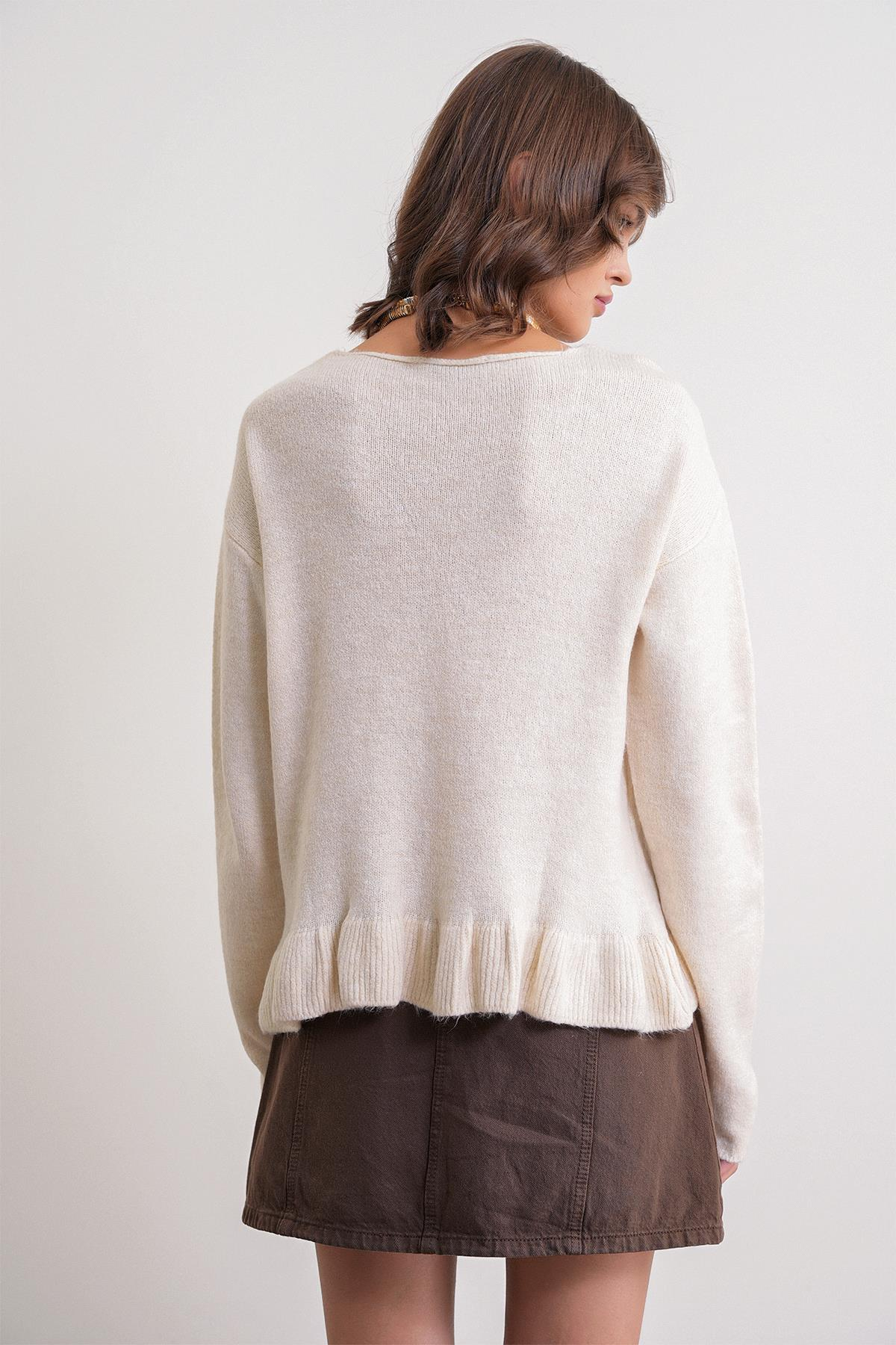 6954 Fırfır Detaylı Kazak Naturel