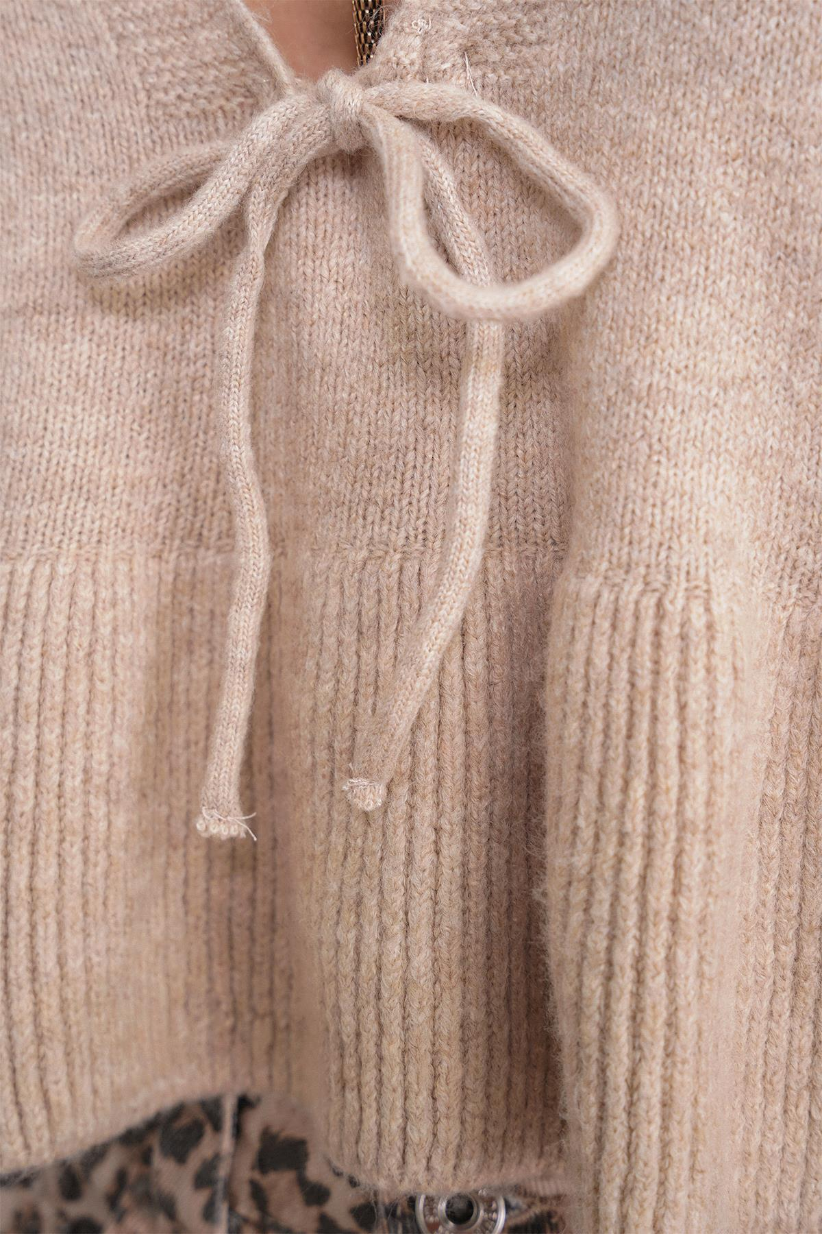 6955 Kadın Fırfırlı Triko Kazak Bej