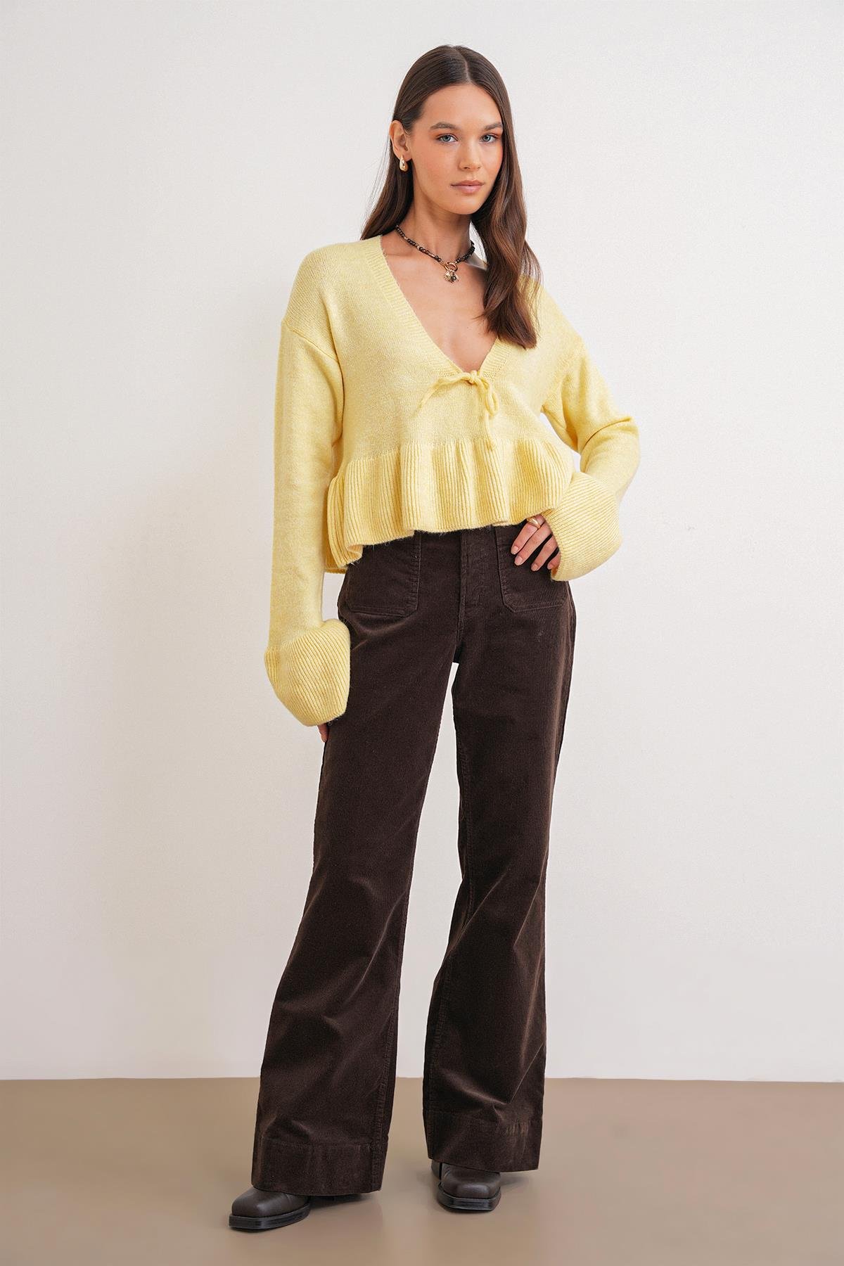 6955 Kadın Fırfırlı Triko Kazak Sarı