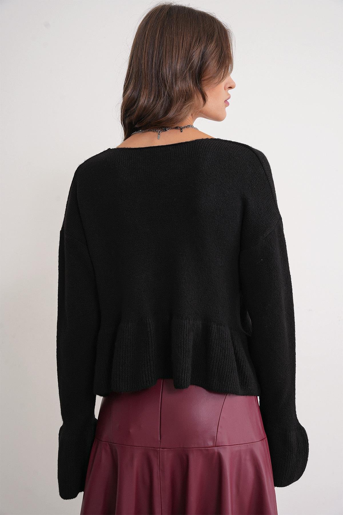 6955 Kadın Fırfırlı Triko Kazak Siyah