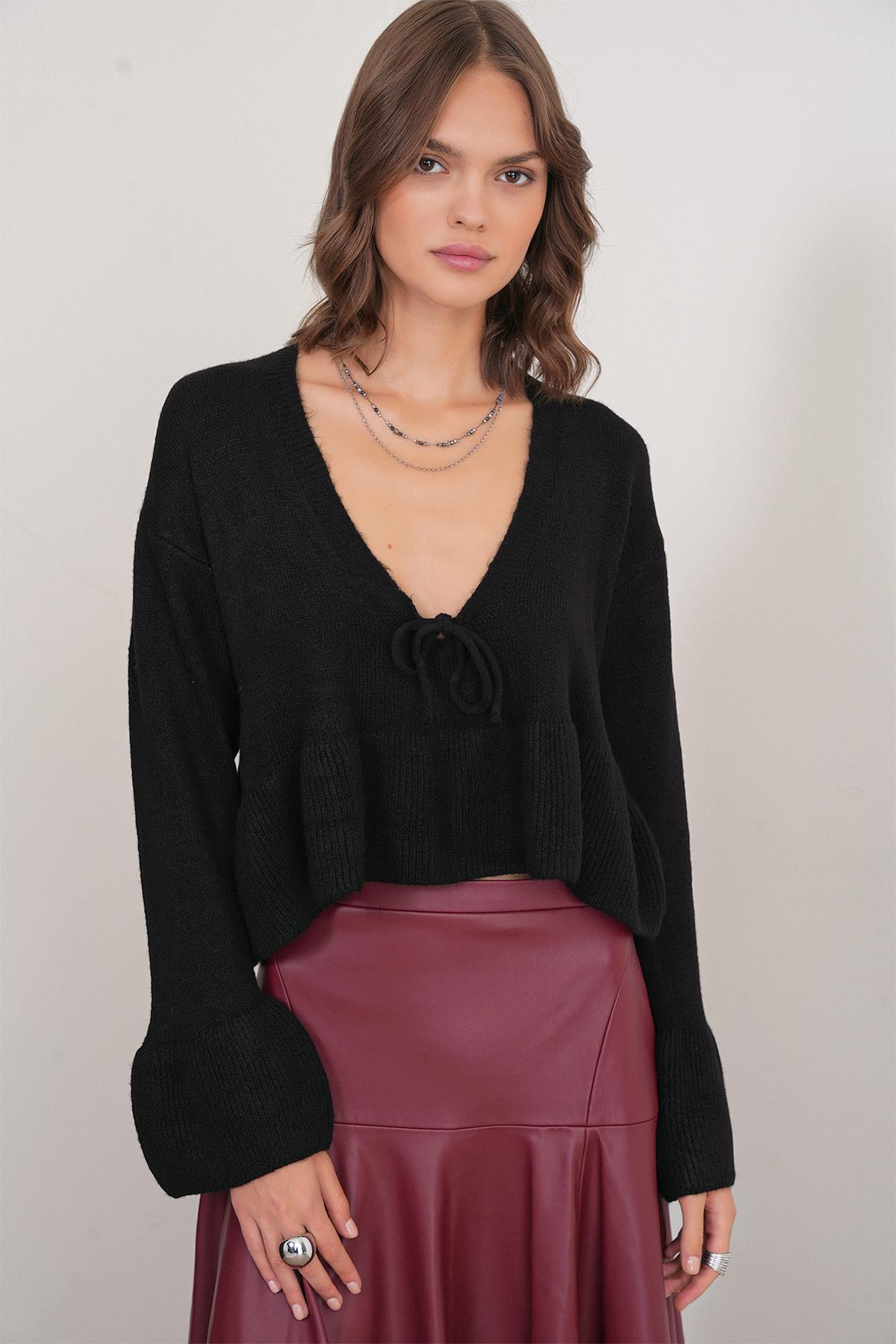 6955 Kadın Fırfırlı Triko Kazak Siyah