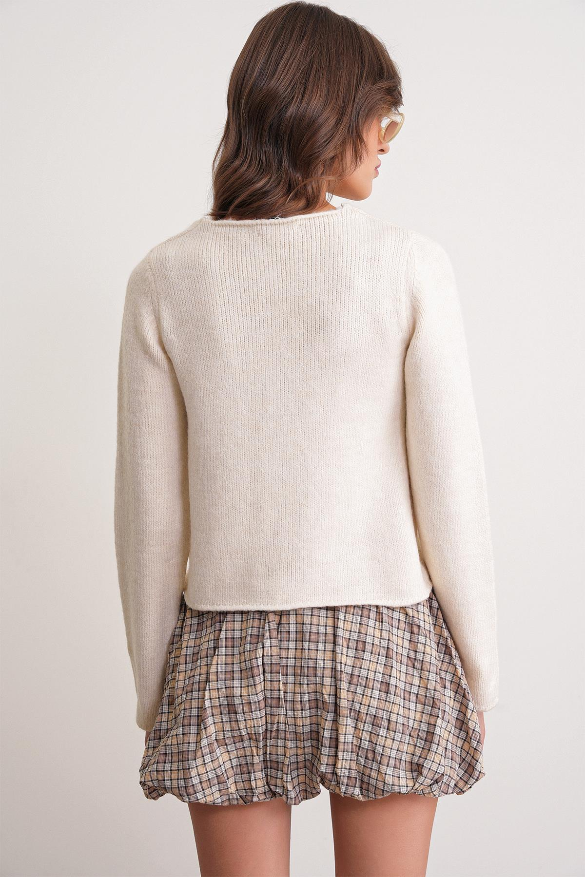 6957 Kadın Düğmeli Bisiklet Yaka Triko Hırka Naturel