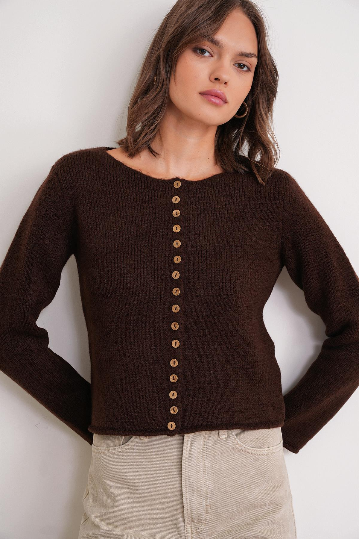 6957 Kadın Düğmeli Bisiklet Yaka Triko Hırka Kahve