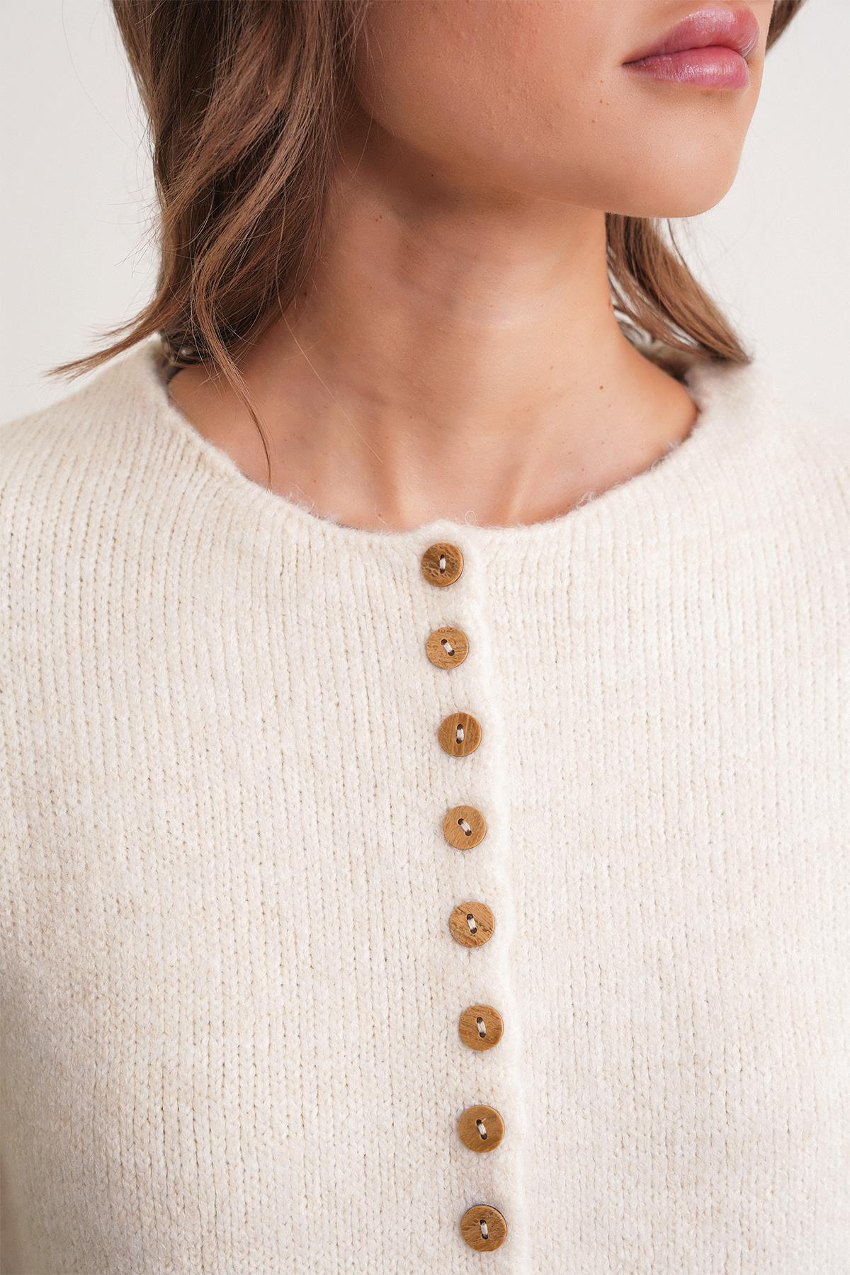 6957 Kadın Düğmeli Bisiklet Yaka Triko Hırka Naturel