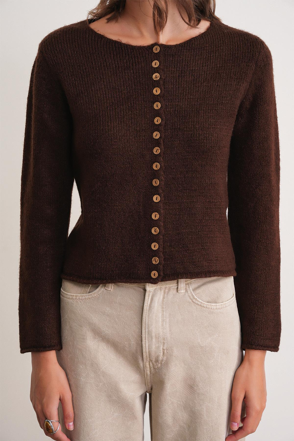 6957 Kadın Düğmeli Bisiklet Yaka Triko Hırka Kahve