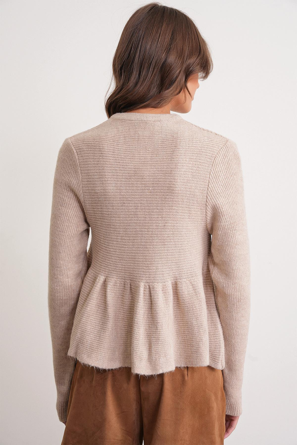 6958 Kadın Triko Peplum Hırka Bej