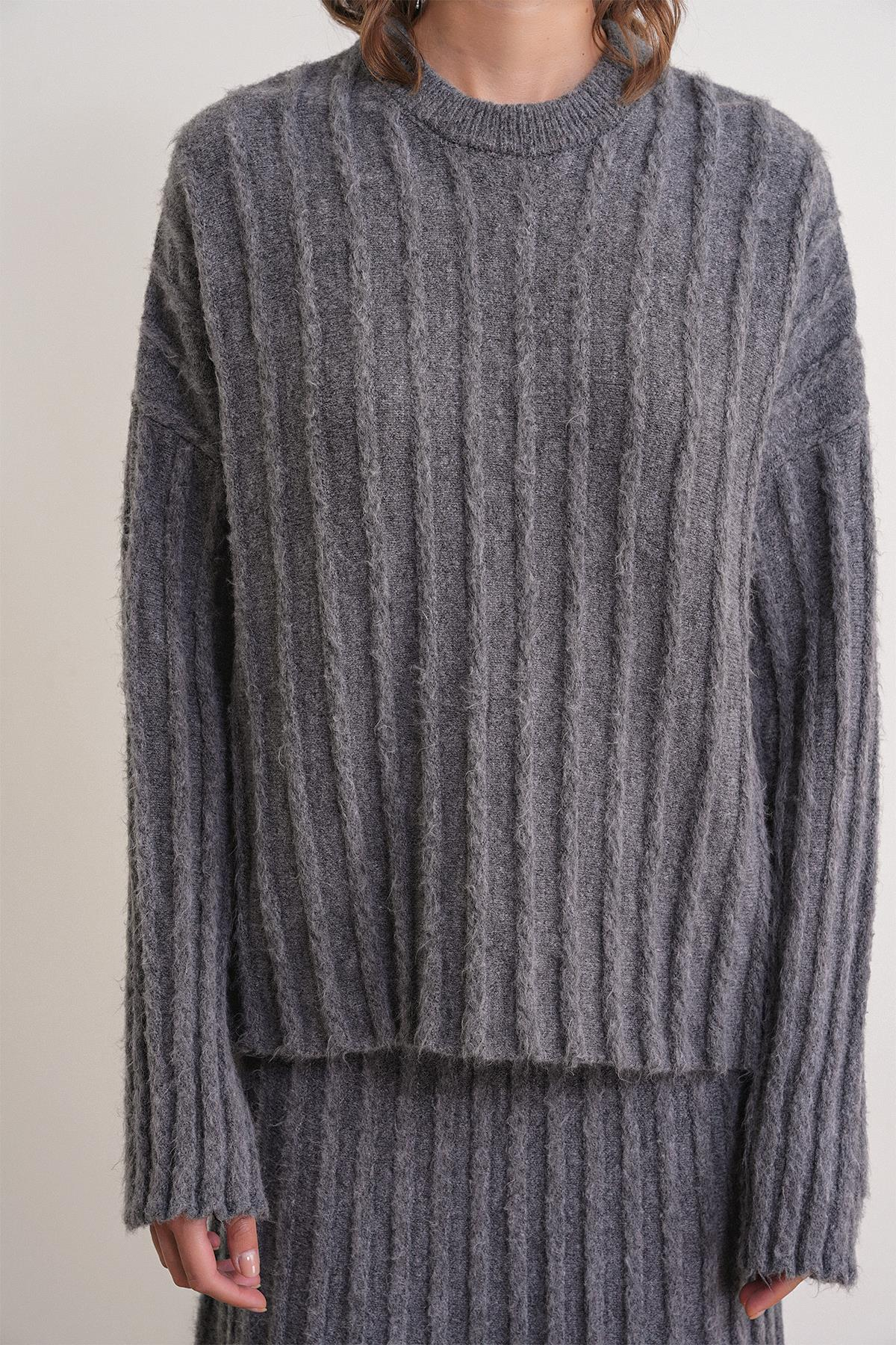 6960 Kadın Saç Örgülü Yumuşak Dokulu Triko Alt Üst Takım Antrasit