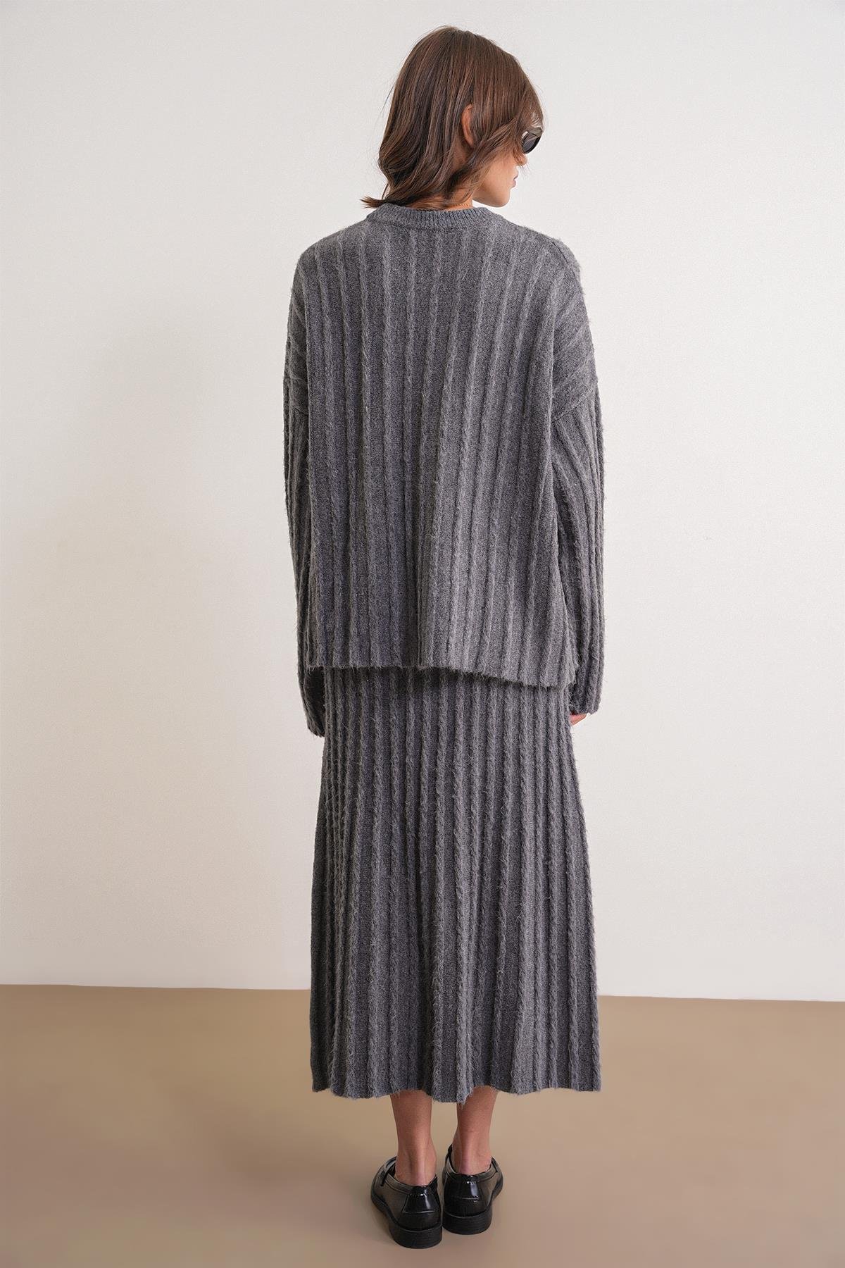 6960 Kadın Saç Örgülü Yumuşak Dokulu Triko Alt Üst Takım Antrasit