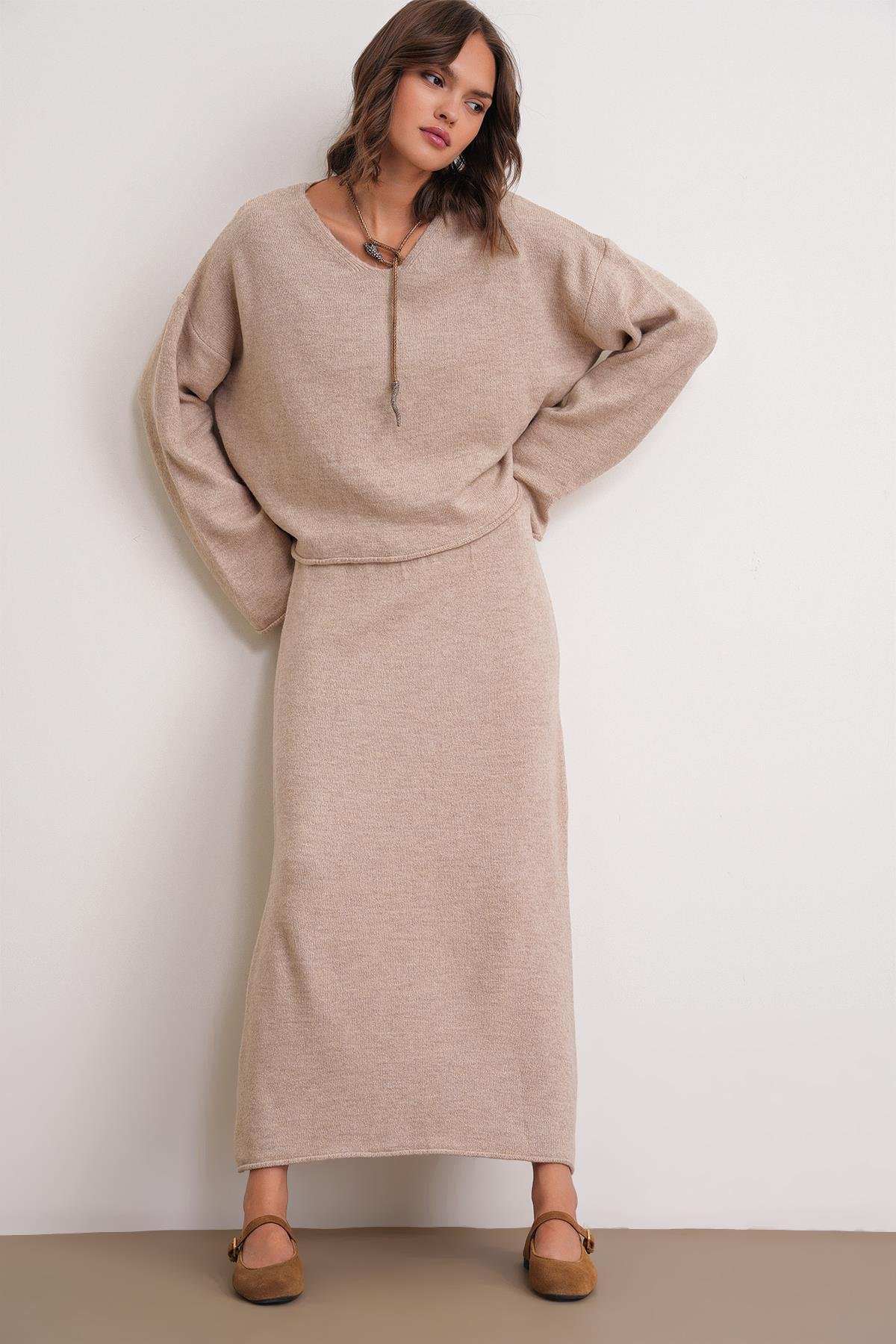 6961 Kadın Triko Kazak Etek Takım Bej