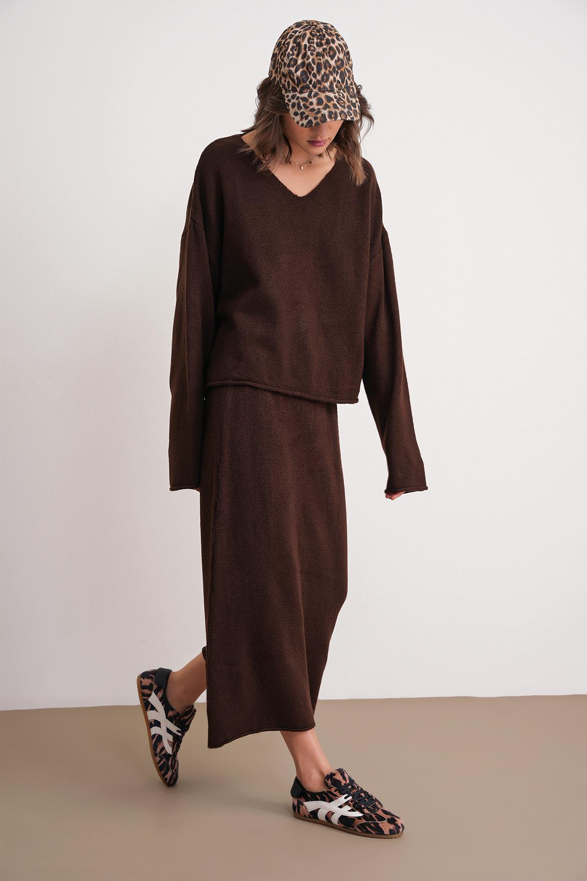 6961 Kadın Triko Kazak Etek Takım Kahve