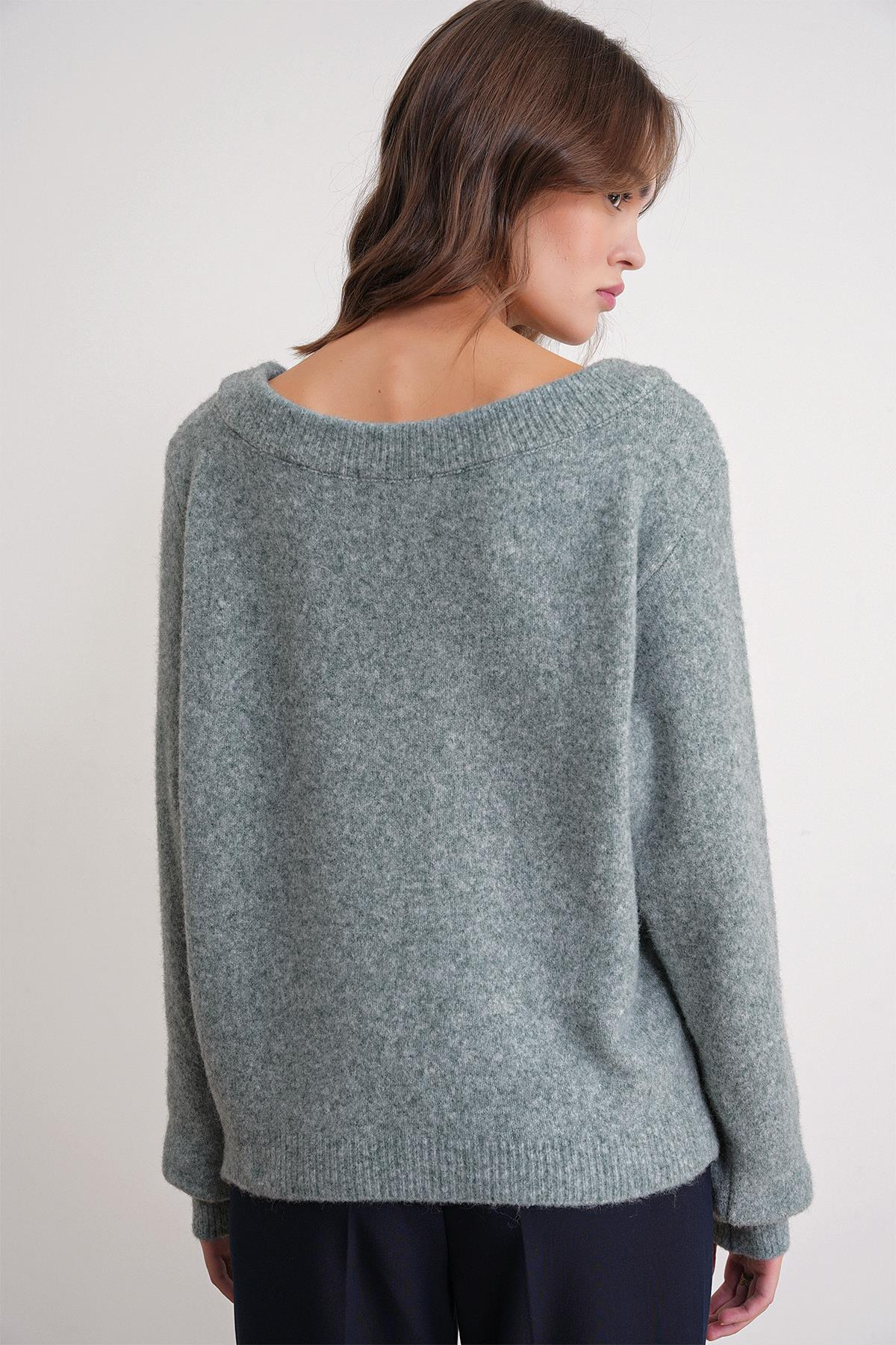 6963 Kadın Kayık Yaka Yün Karışımlı Premium Triko Kazak Çağla