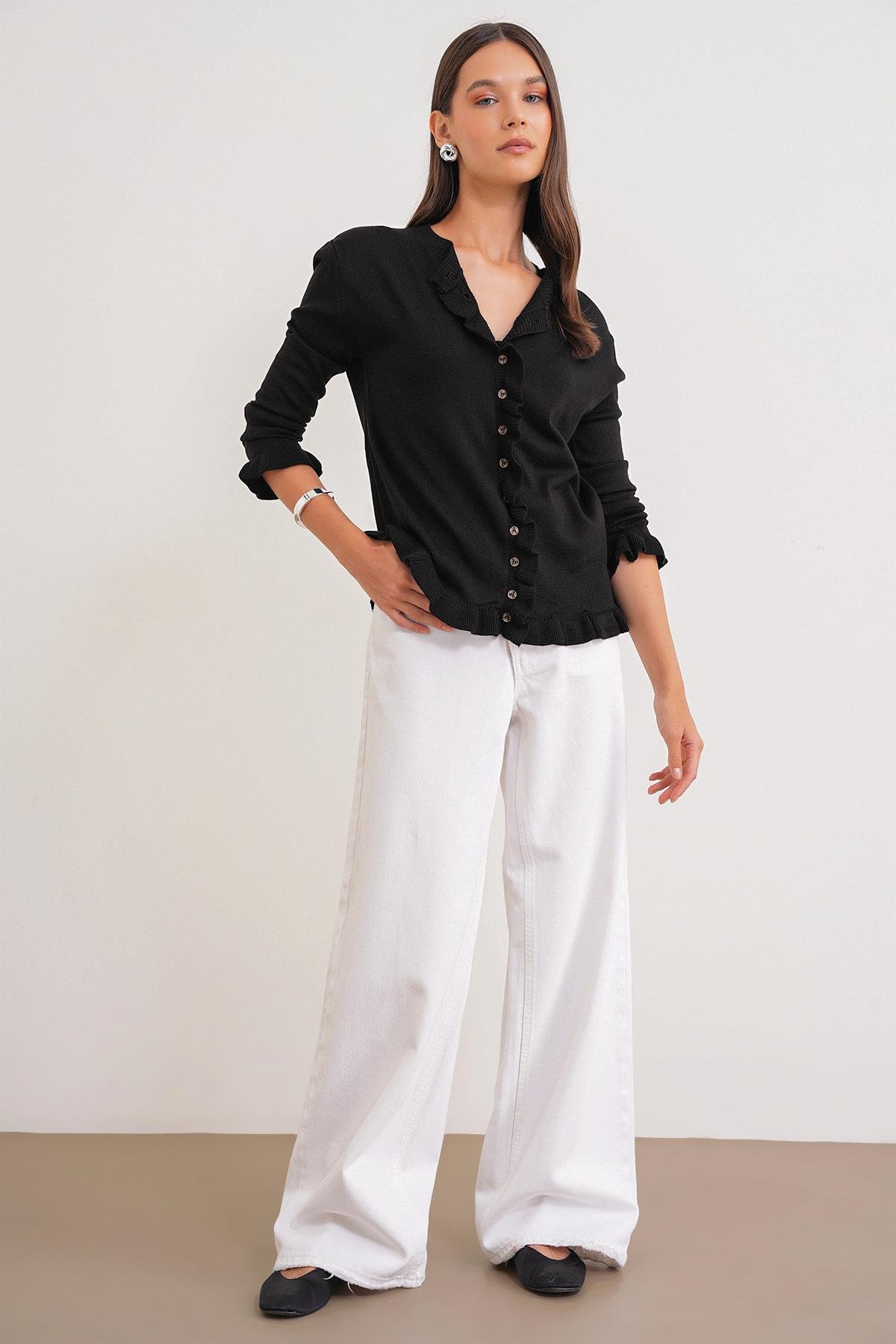 6964 Fırfırlı Düğmeli Hırka Siyah