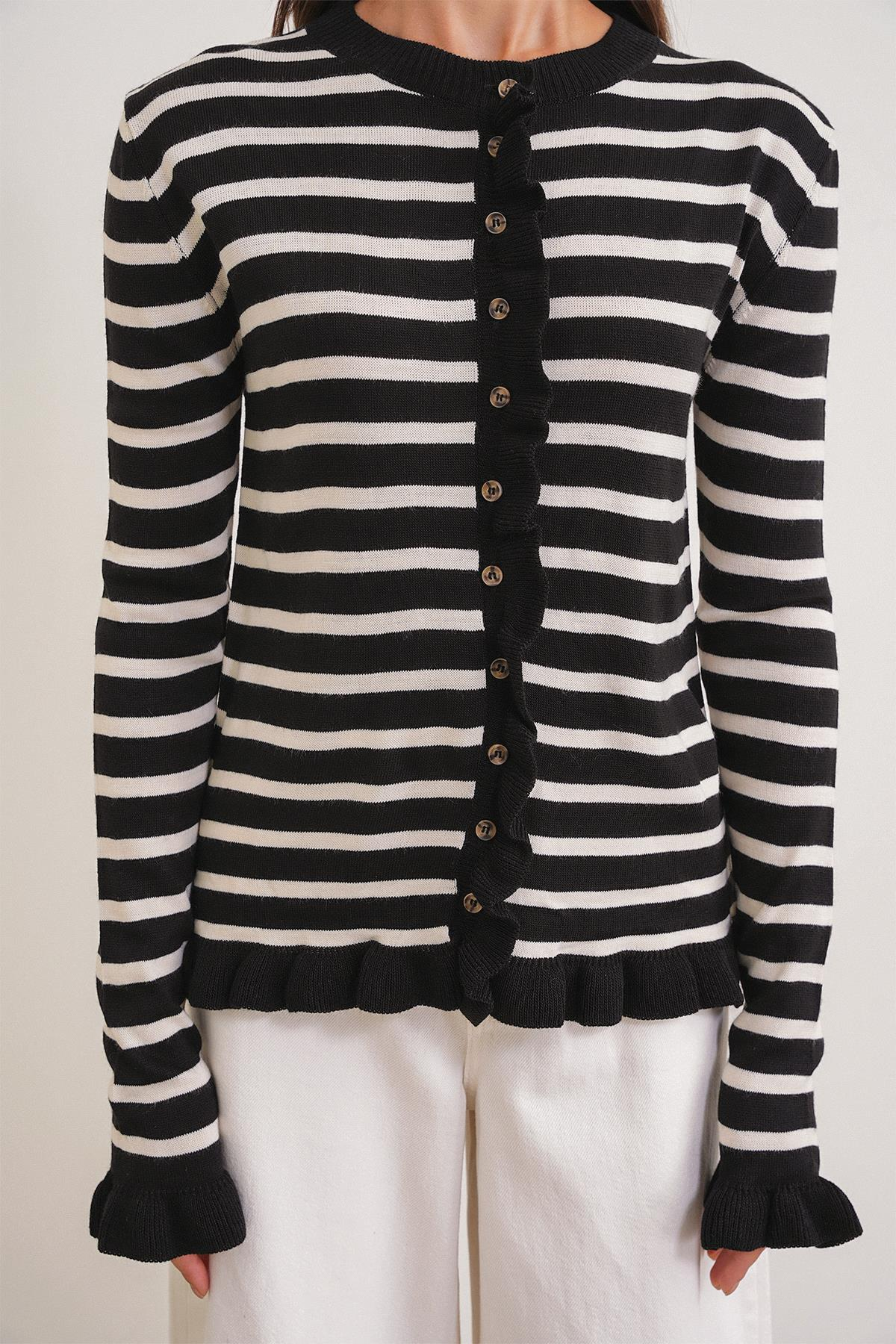 6965 Fırfırlı Çizgili Hırka Siyah