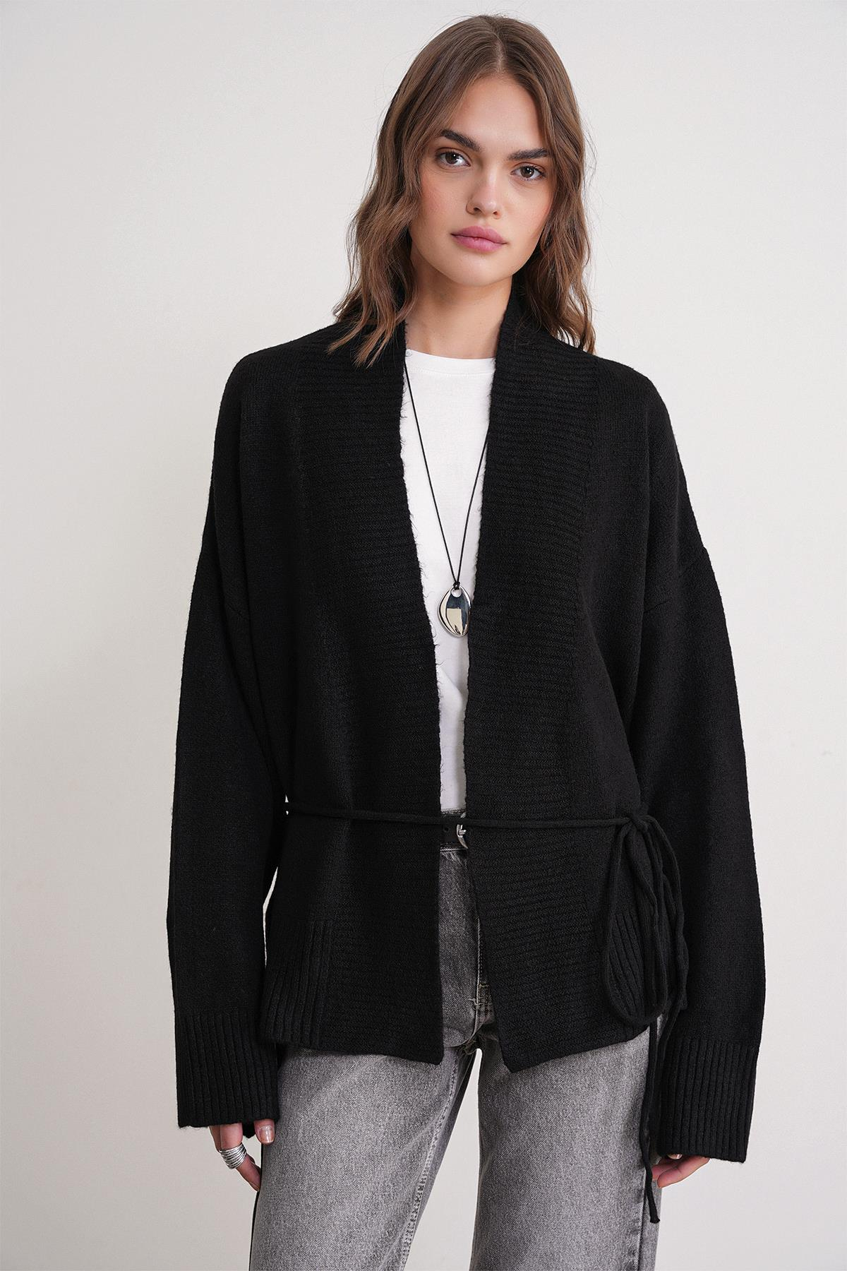 6966 Kadın V Yaka İp Bağlamalı Triko Hırka Siyah