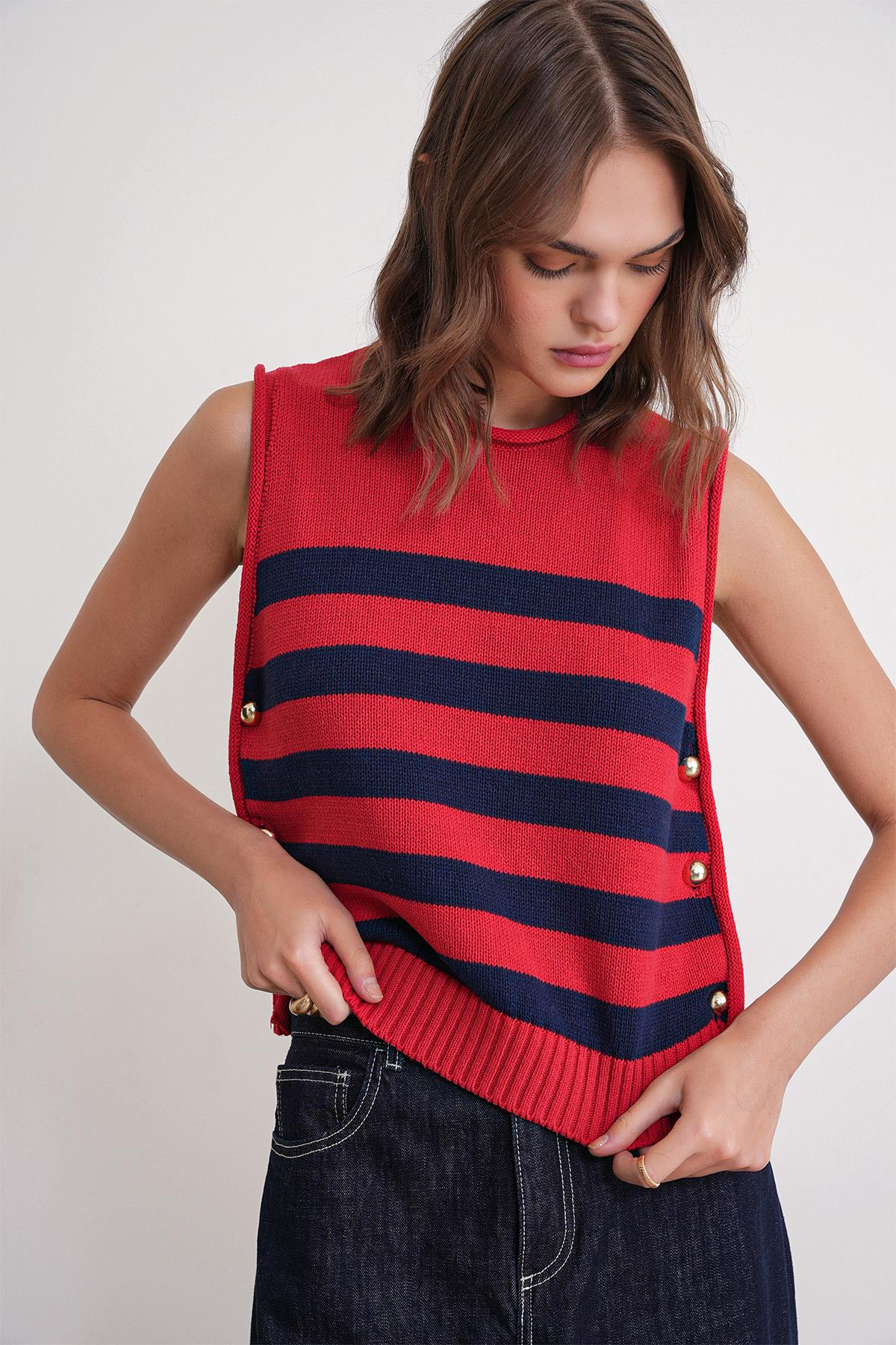 6969 Kadın Yan Düğmeli Triko Top Kırmızı Lacivert