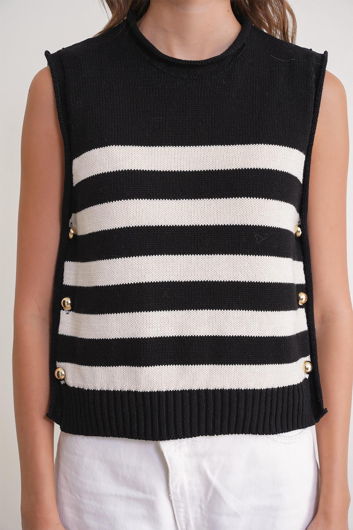 6969 Kadın Yan Düğmeli Triko Top Siyah Naturel