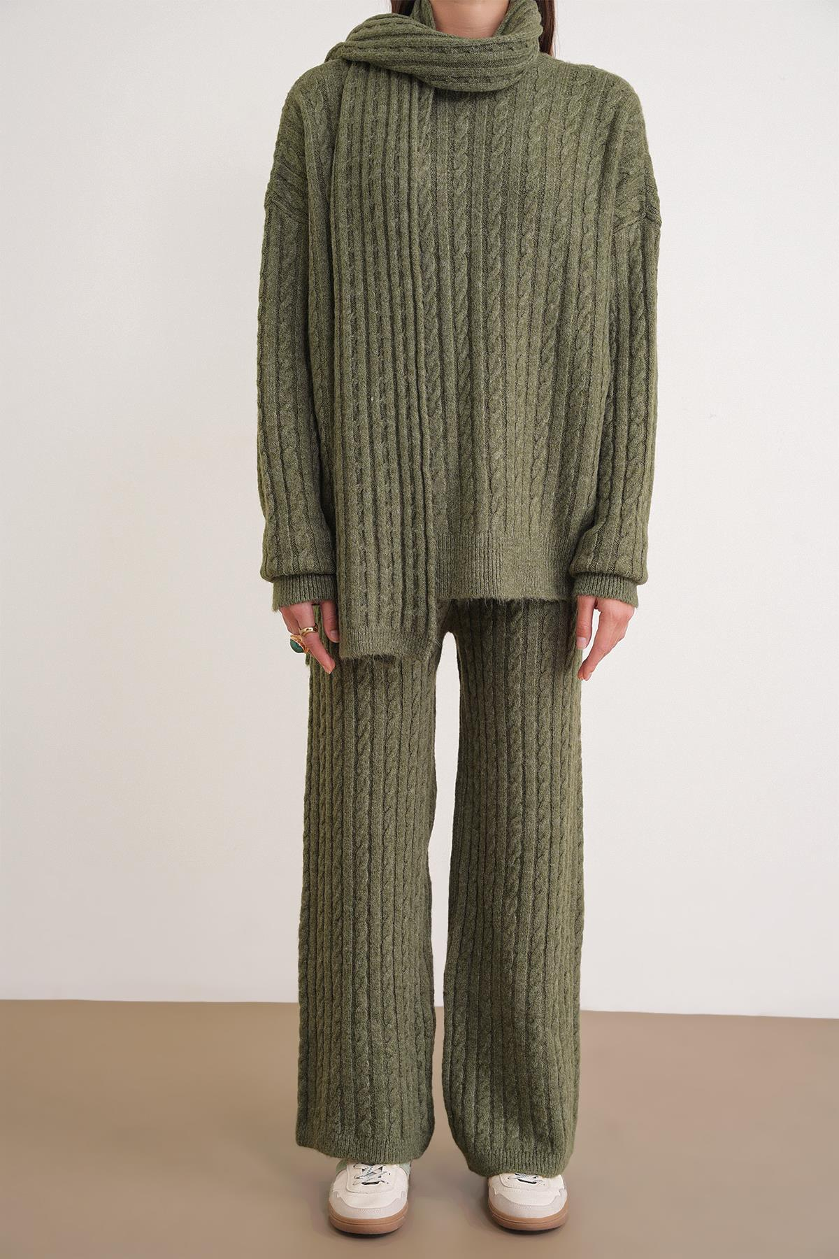 6970 Kadın Saç Örgülü Takım Haki