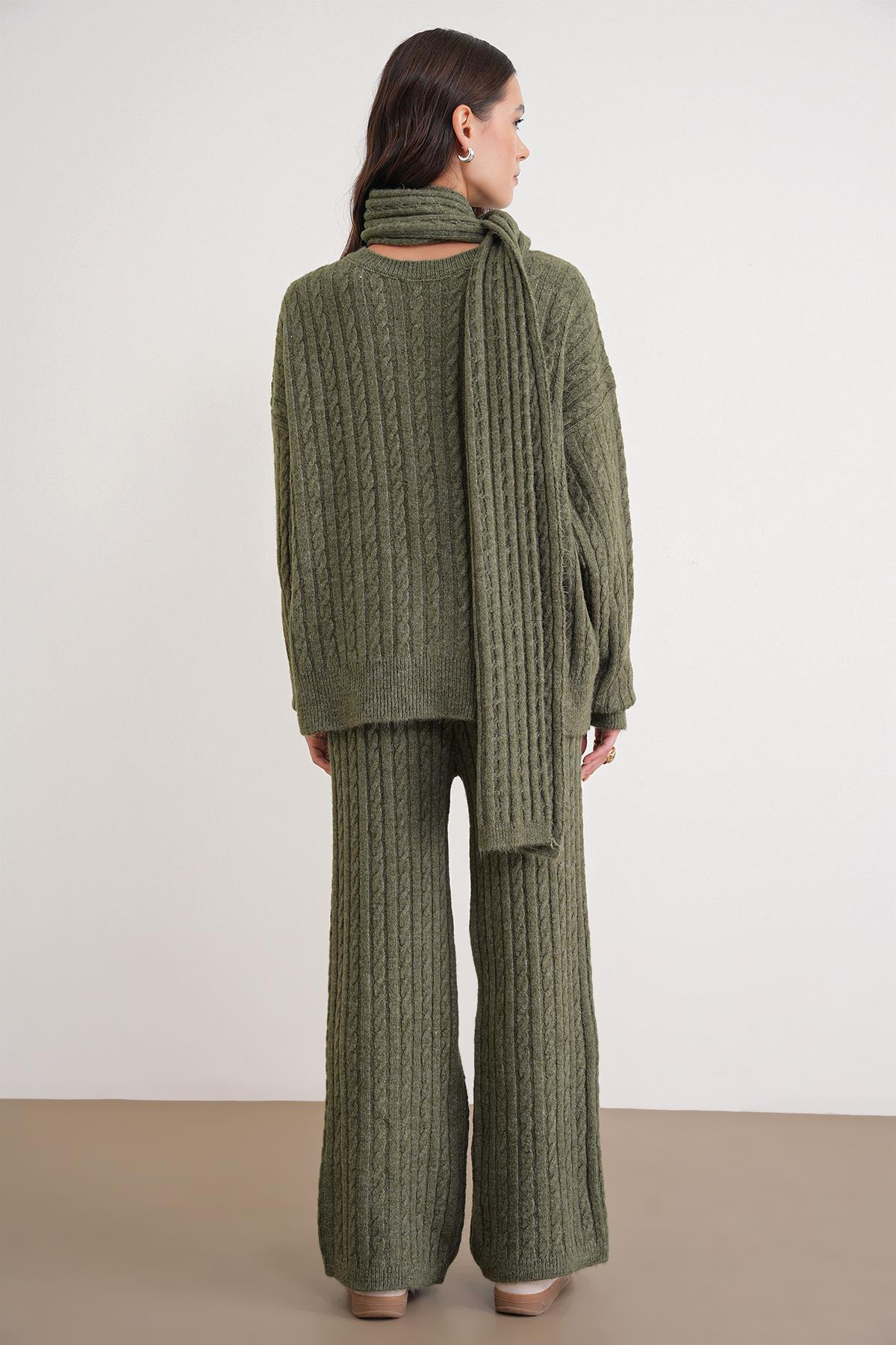 6970 Kadın Saç Örgülü Takım Haki