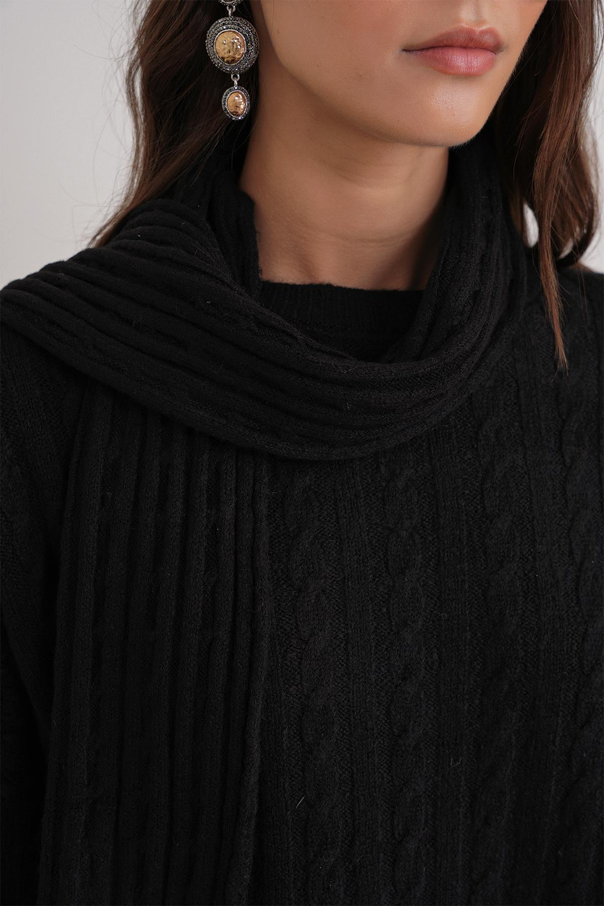 6970 Kadın Saç Örgülü Takım Siyah