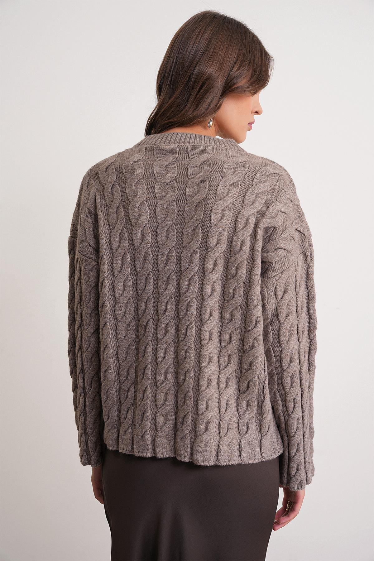 6973 Kadın Saç Örgülü Regular Basic Triko Kazak Toprak