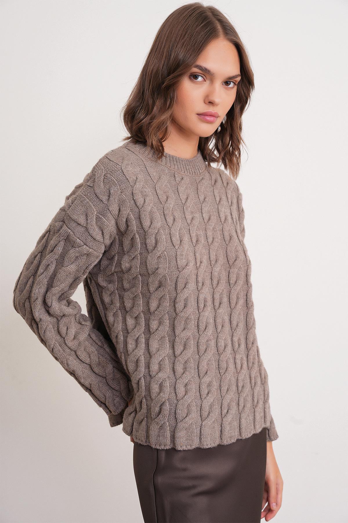 6973 Kadın Saç Örgülü Regular Basic Triko Kazak Toprak