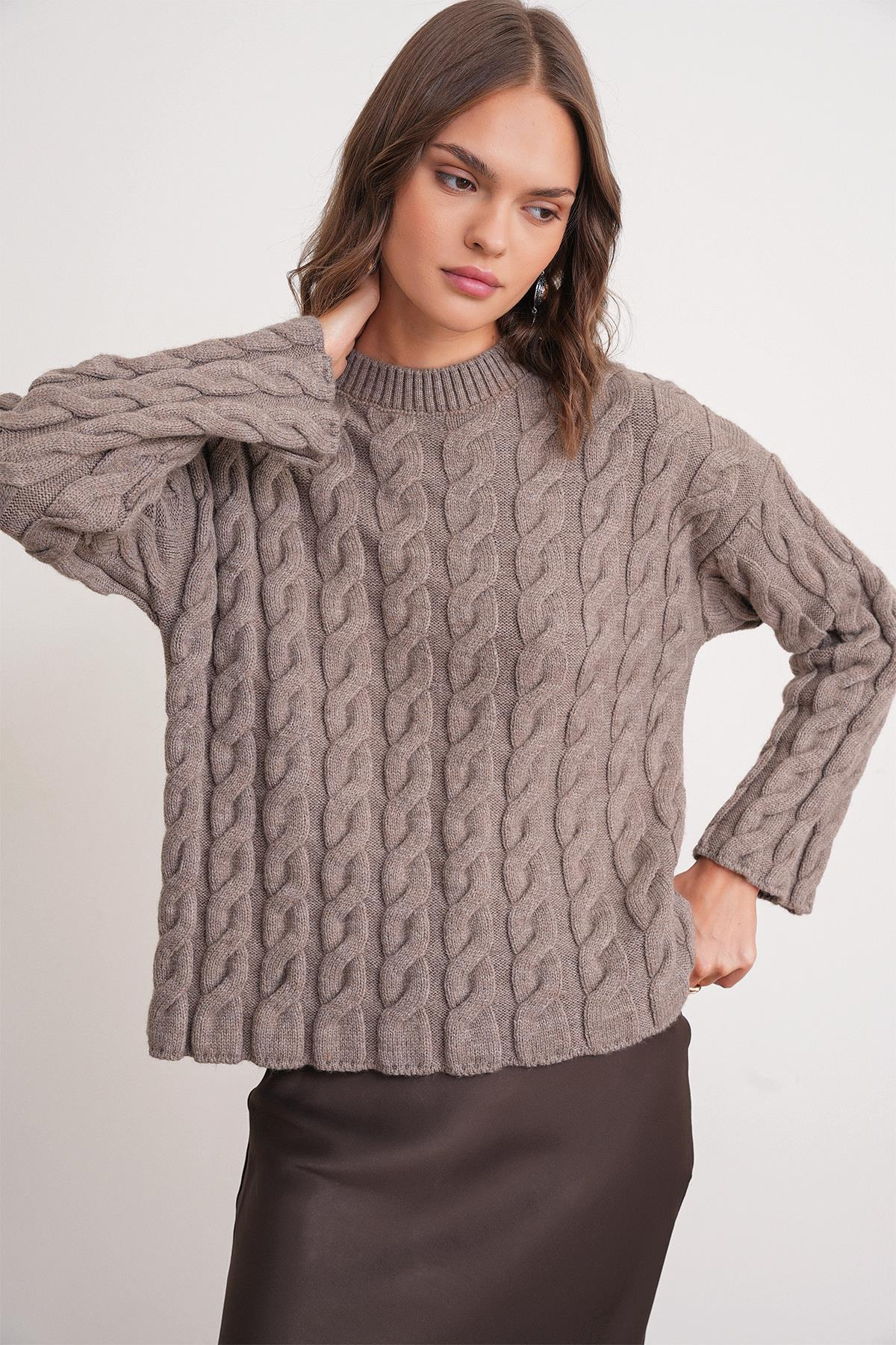 6973 Kadın Saç Örgülü Regular Basic Triko Kazak Toprak