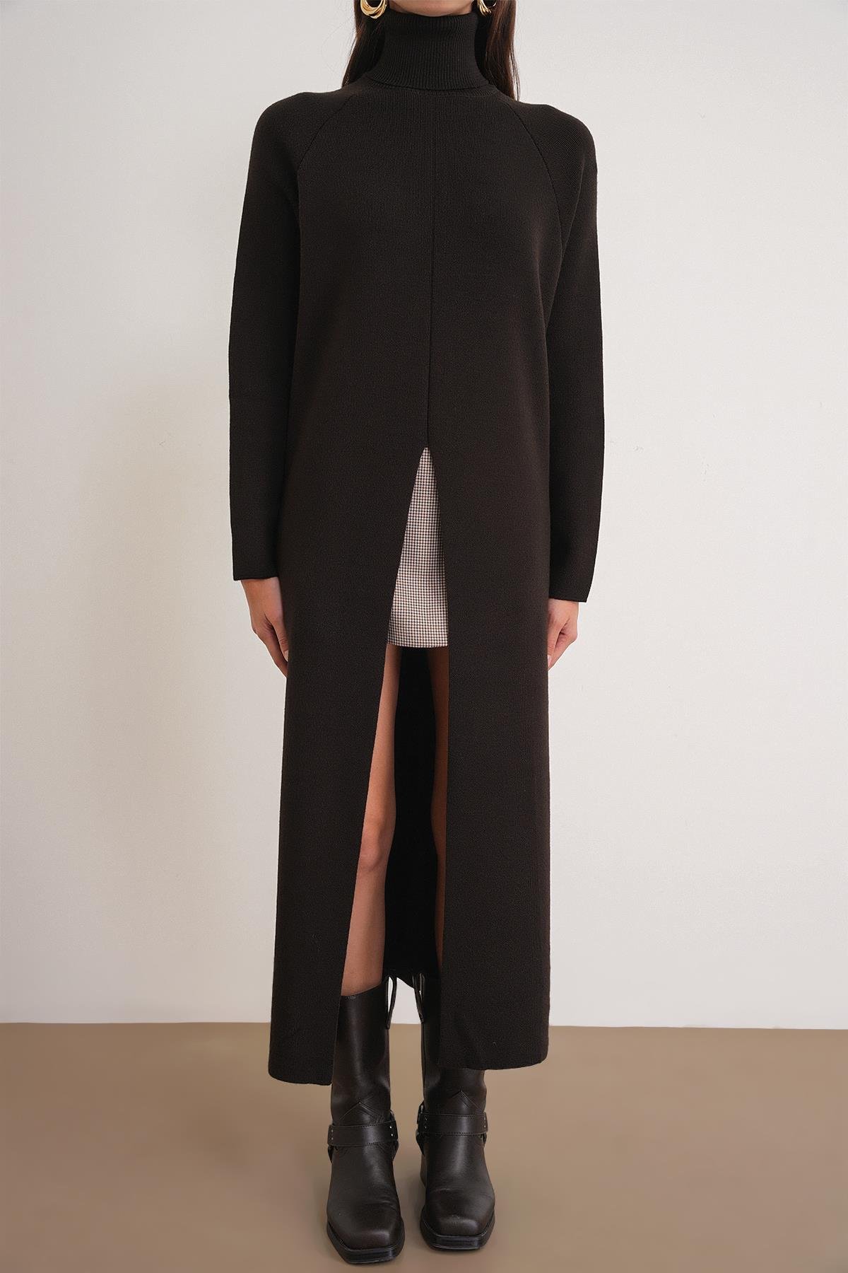 6980 Kadın Dik Yaka Oversize Triko Elbise Kahve