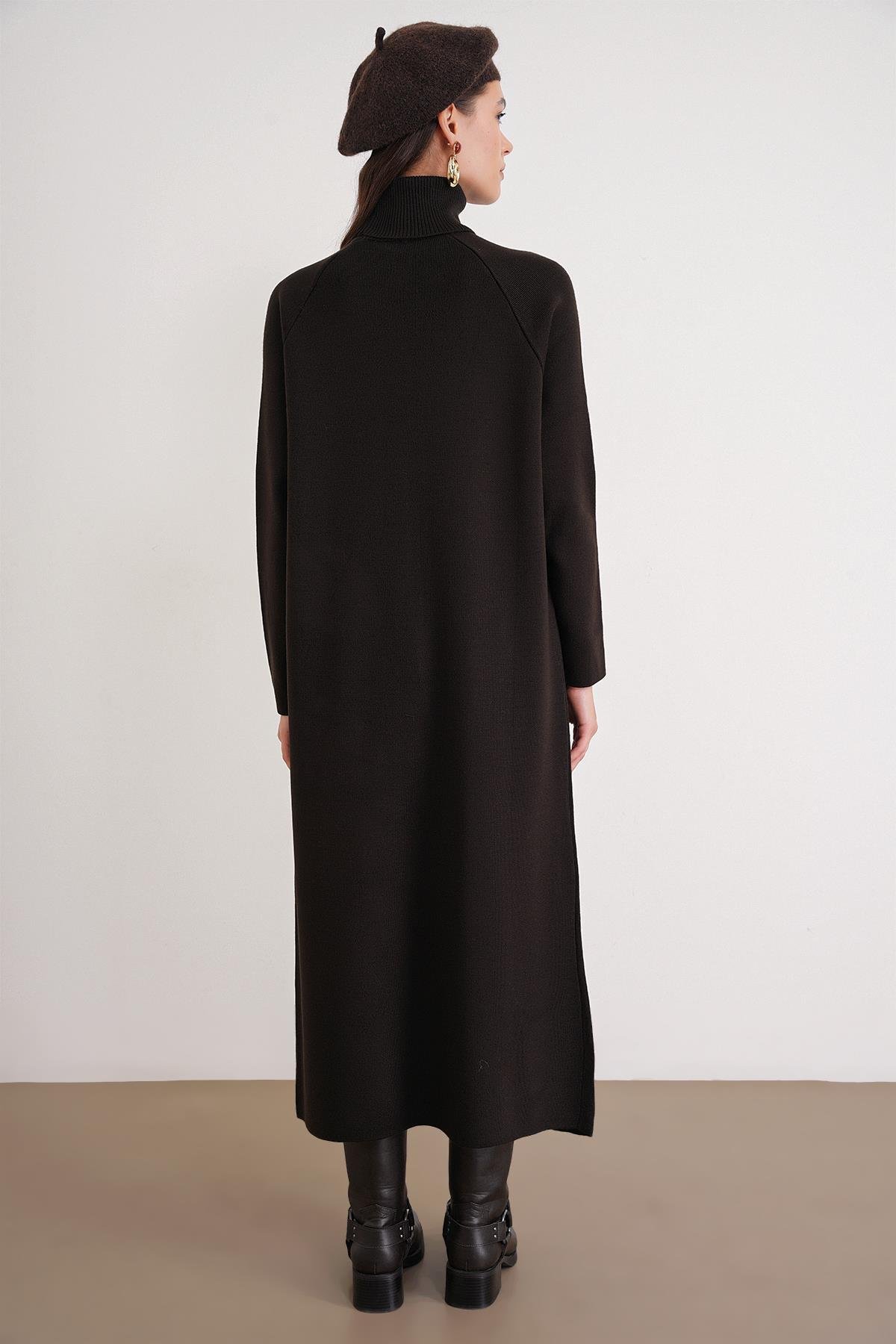 6980 Kadın Dik Yaka Oversize Triko Elbise Kahve