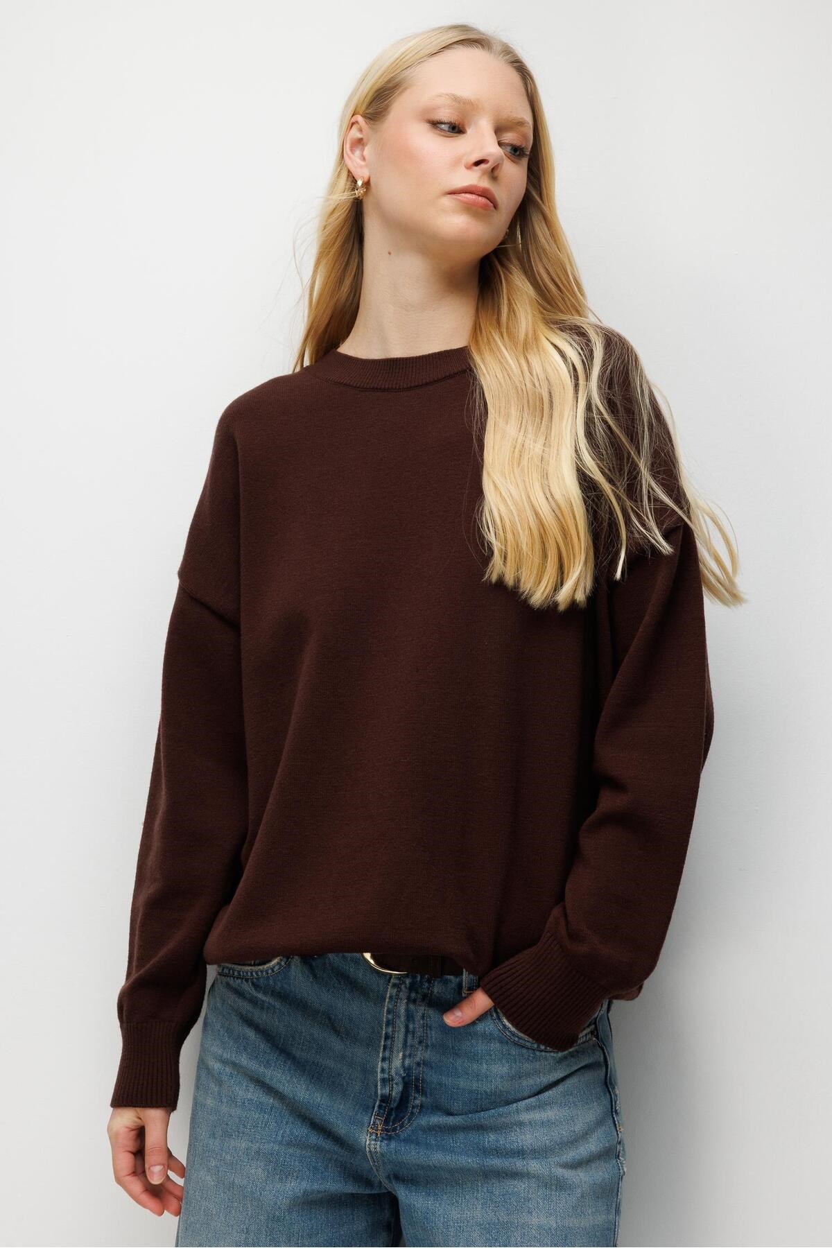 7021 Kadın Bisiklet Yaka Oversize Basic Premium Triko Kazak Kahve